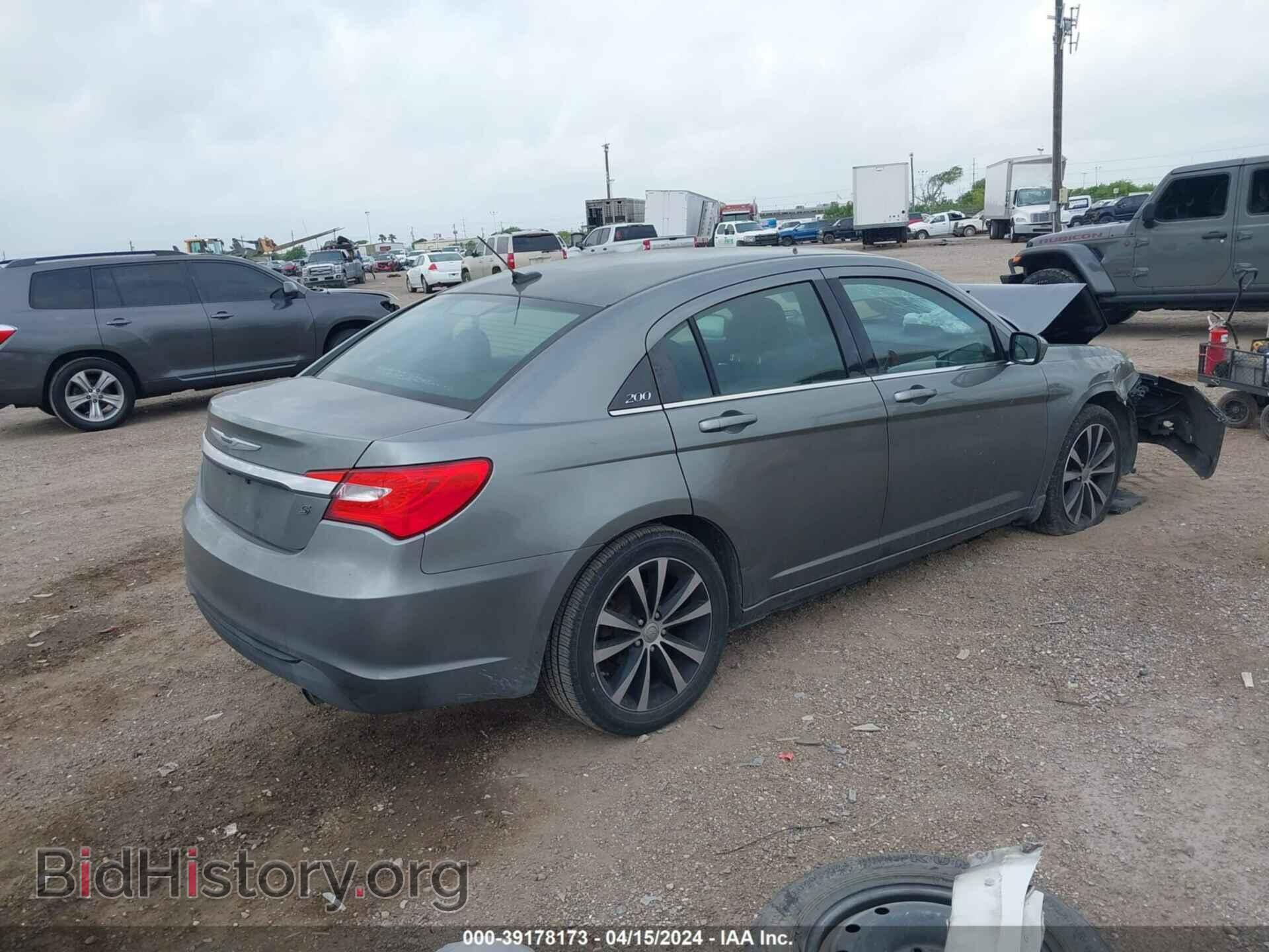 2013 CHRYSLER 200 - VIN: 1C3CCBBB5DN583502 - Фото 4