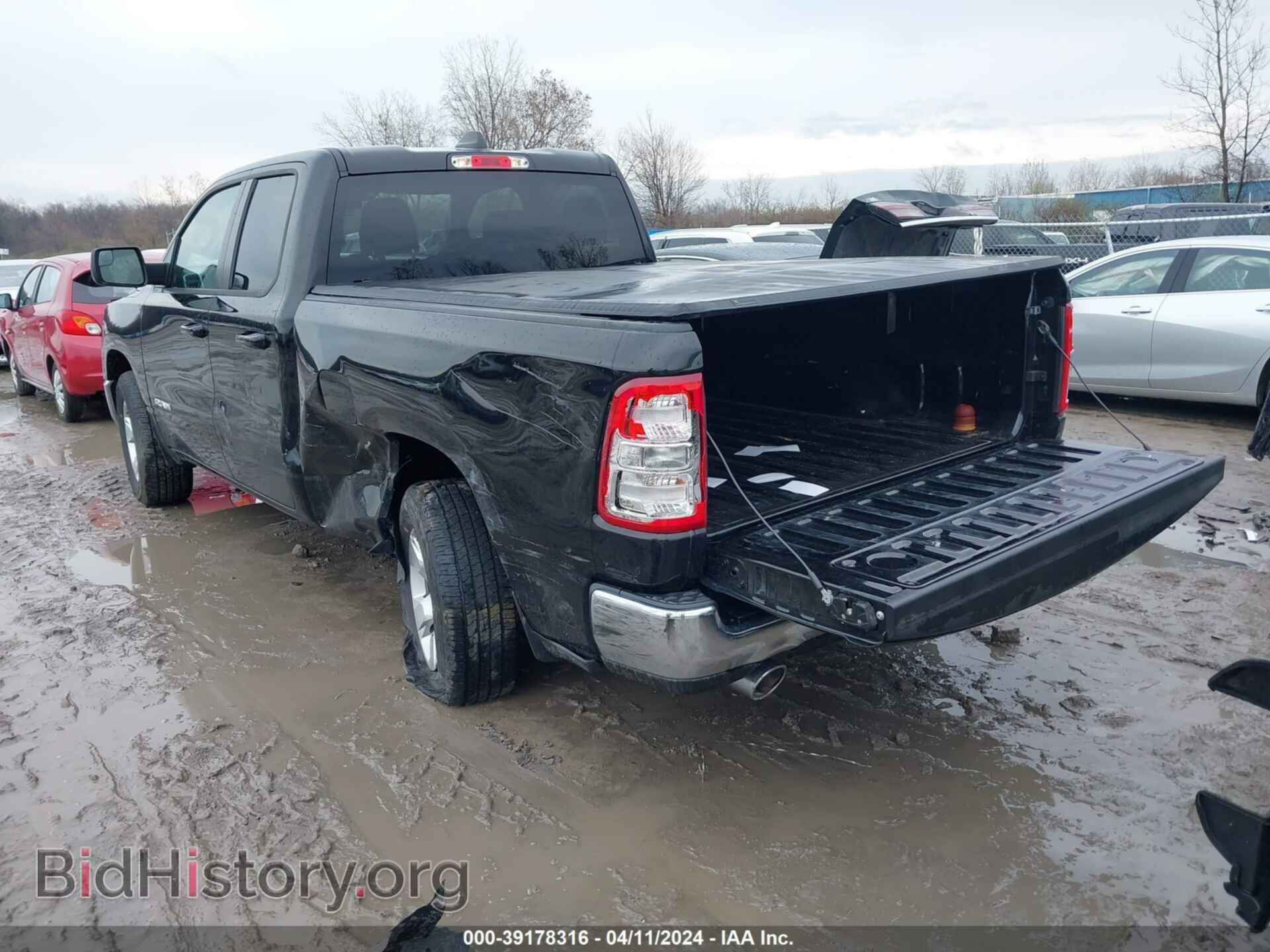 2021 RAM 1500 - VIN: 1C6SRFBT1MN786206 - Фото 3