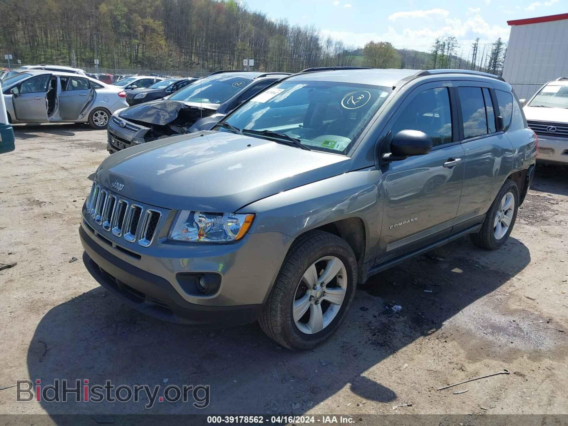 2012 JEEP COMPASS - VIN: 1C4NJDEB9CD562898 - Фото 2