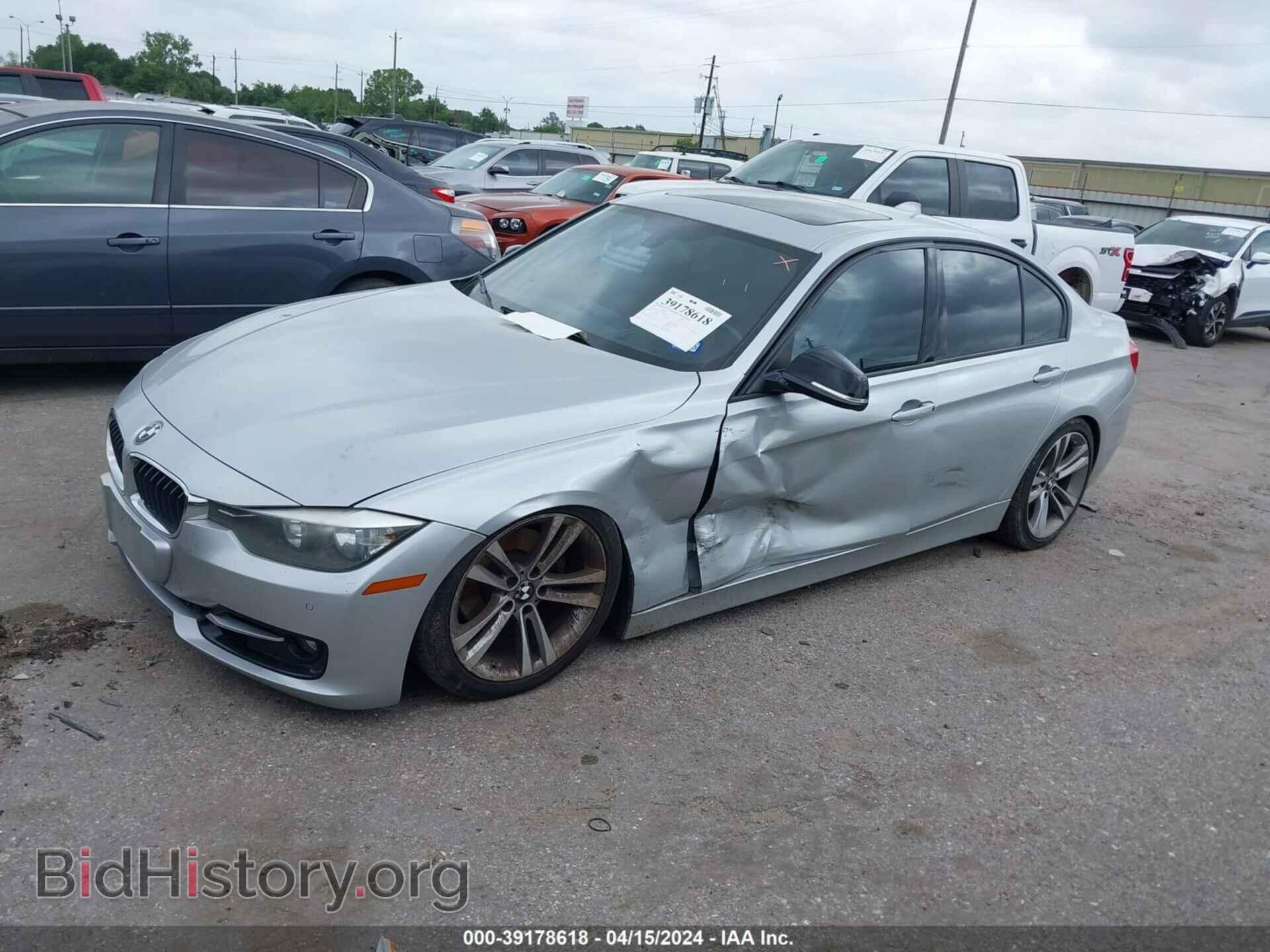 2012 BMW 328I - VIN: WBA3A5C53CF257067 - Фото 2
