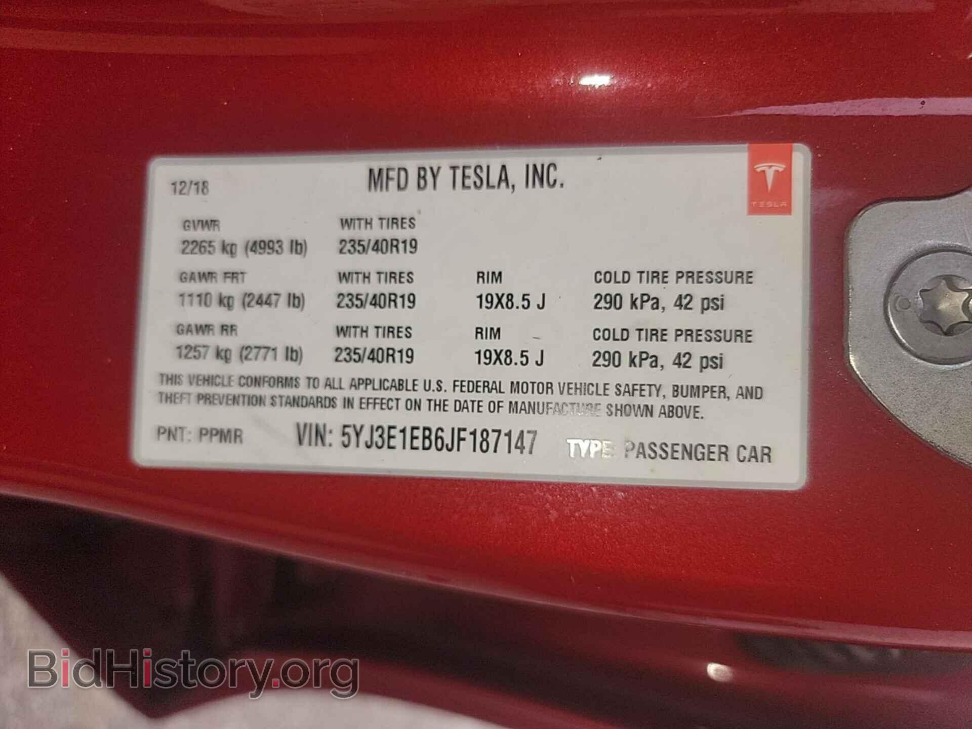 Фотография 5YJ3E1EB6JF187147 - TESLA MODEL 3 2018
