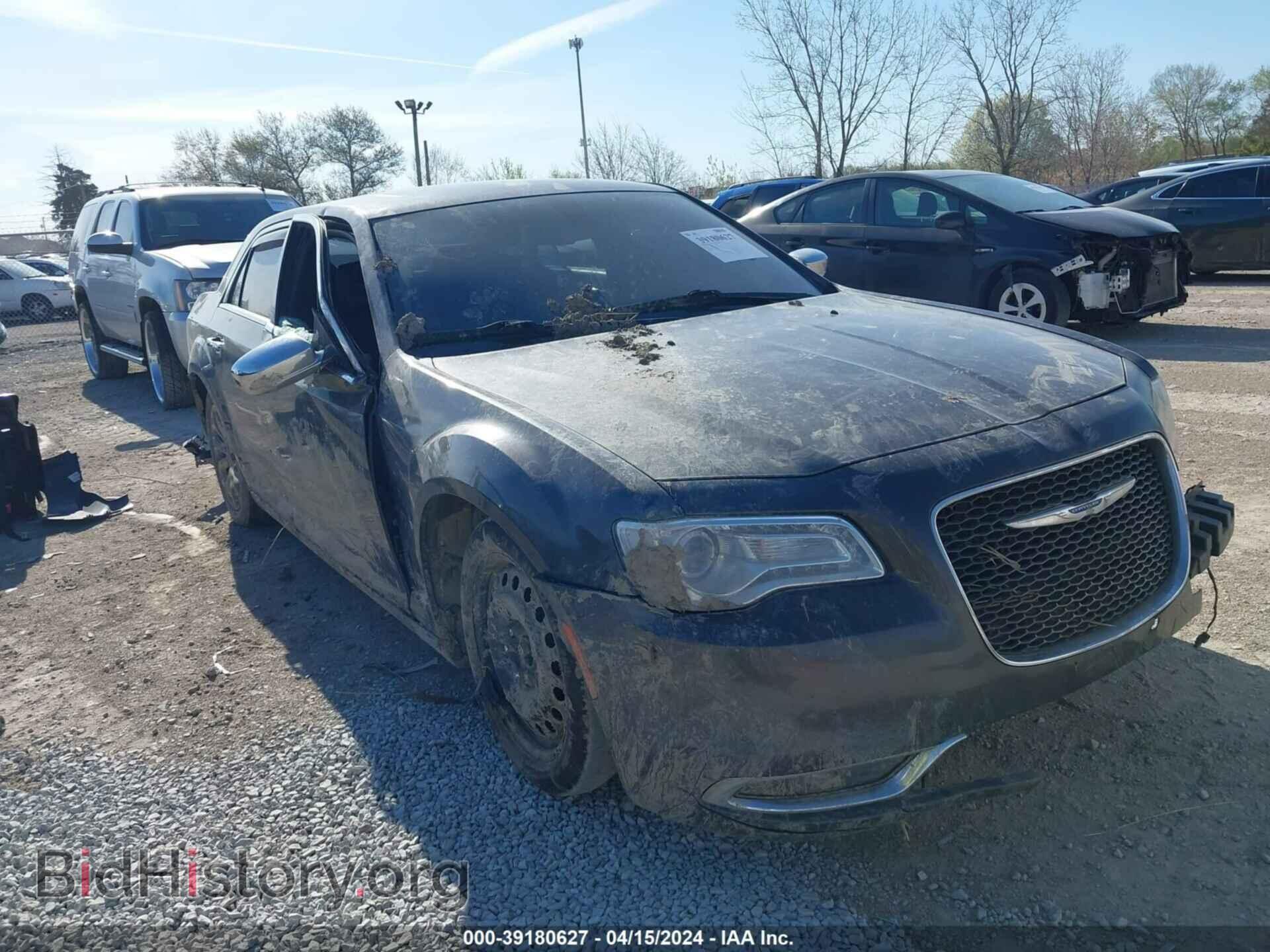 Фотография 2C3CCAEG8KH555703 - CHRYSLER 300 2019