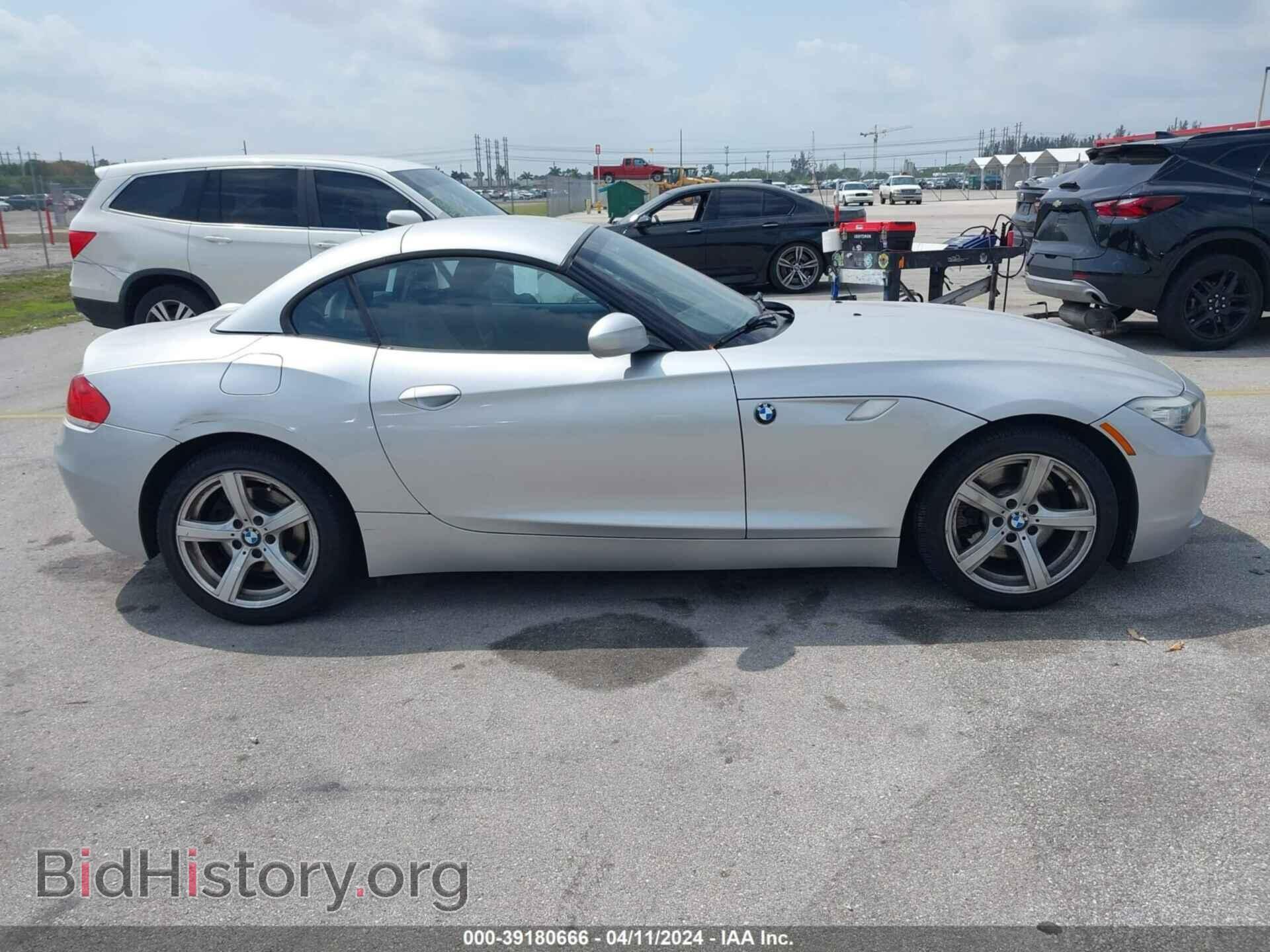 2011 BMW Z4 - VIN: WBALM5C53BE378564 - Фото 13