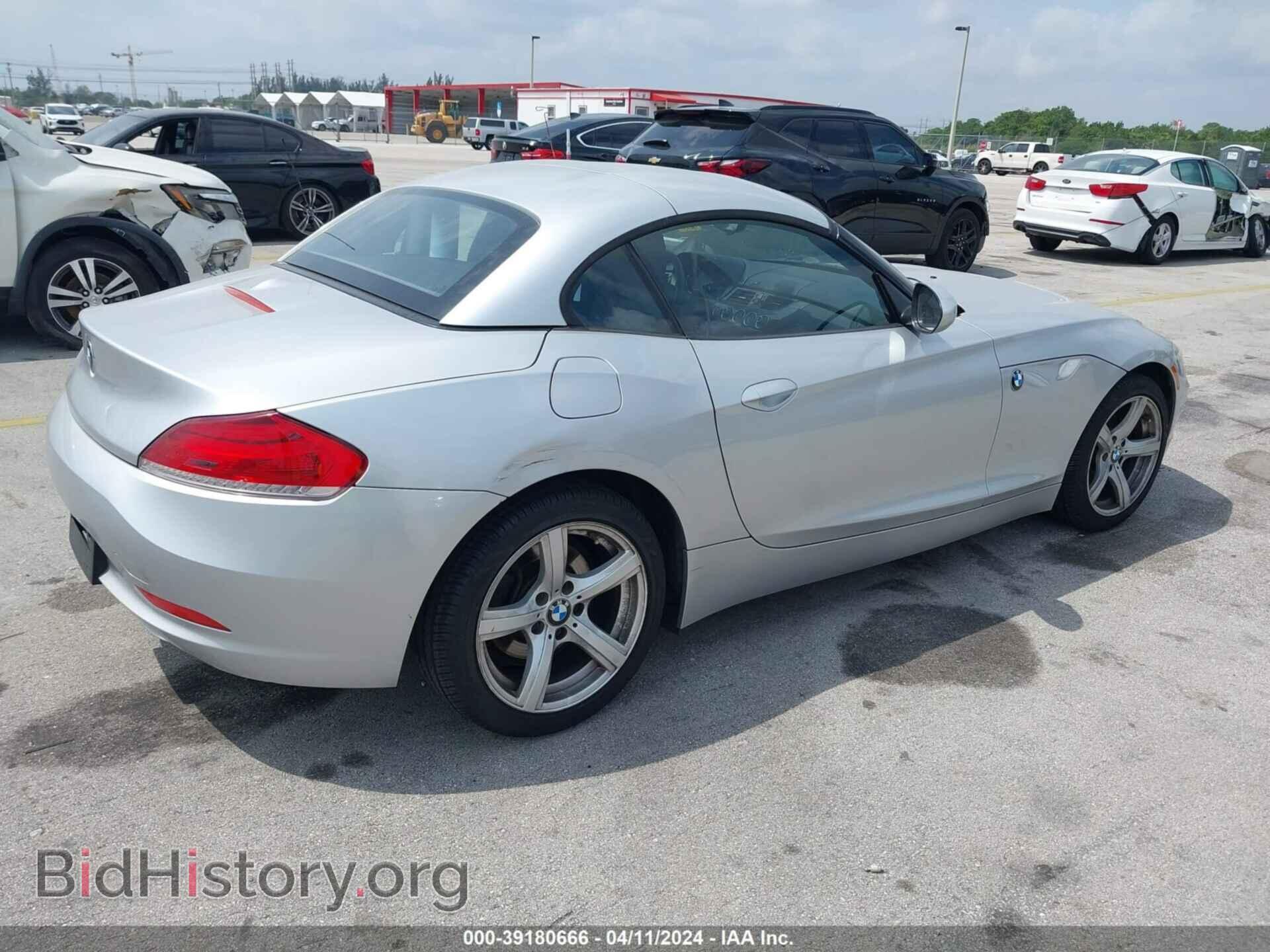 2011 BMW Z4 - VIN: WBALM5C53BE378564 - Фото 4