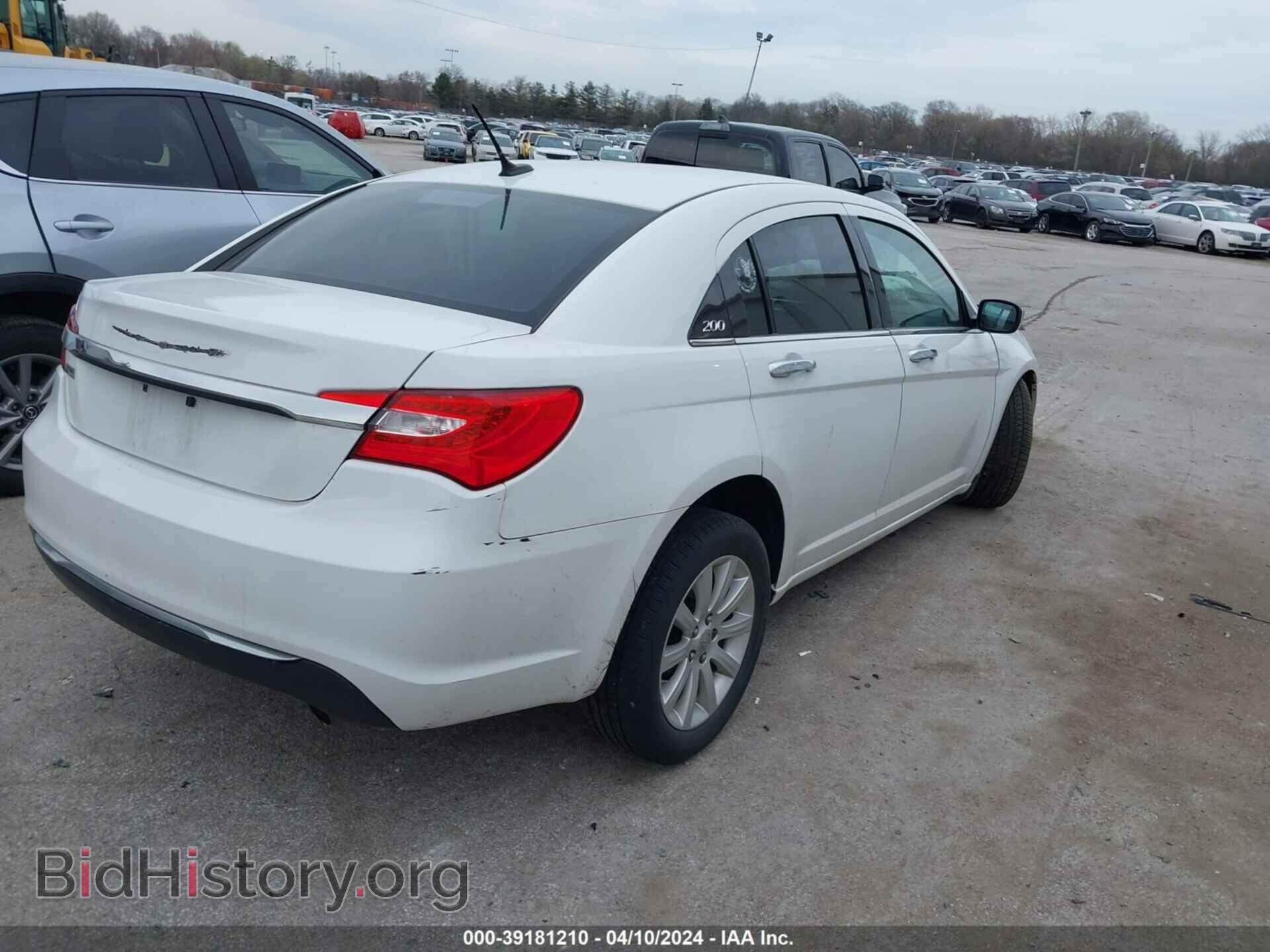 2013 CHRYSLER 200 - VIN: 1C3CCBCG4DN556382 - Фото 4