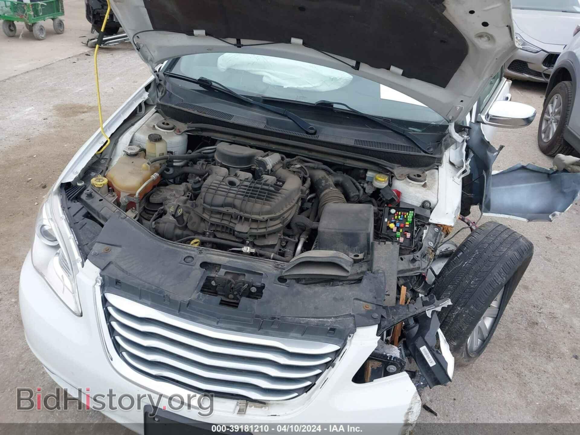 2013 CHRYSLER 200 - VIN: 1C3CCBCG4DN556382 - Фото 10