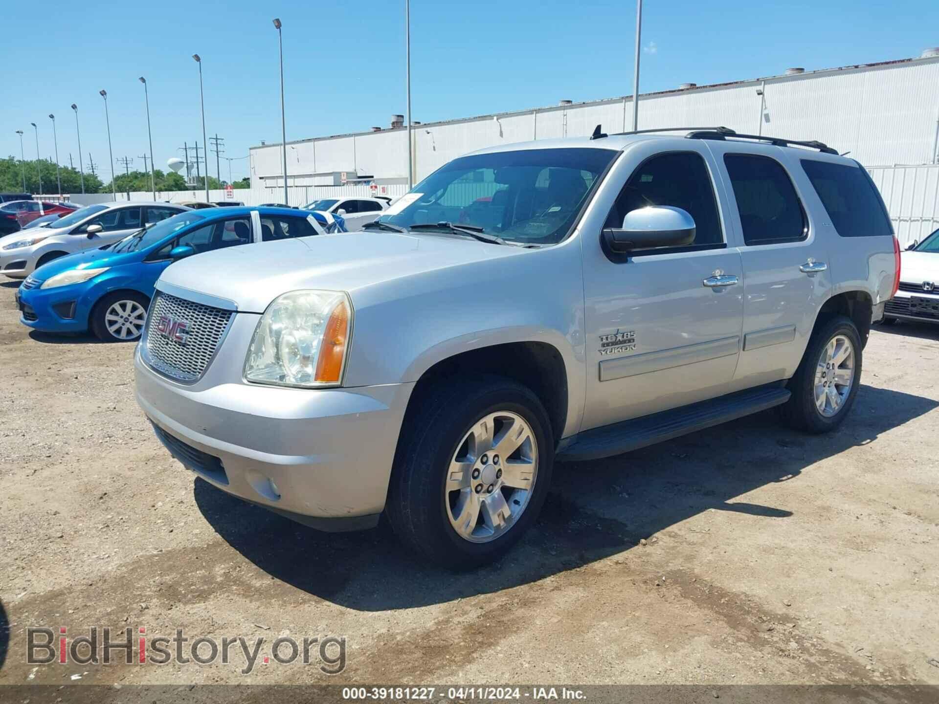 2011 GMC YUKON - VIN: 1GKS1CE00BR316016 - Фото 2