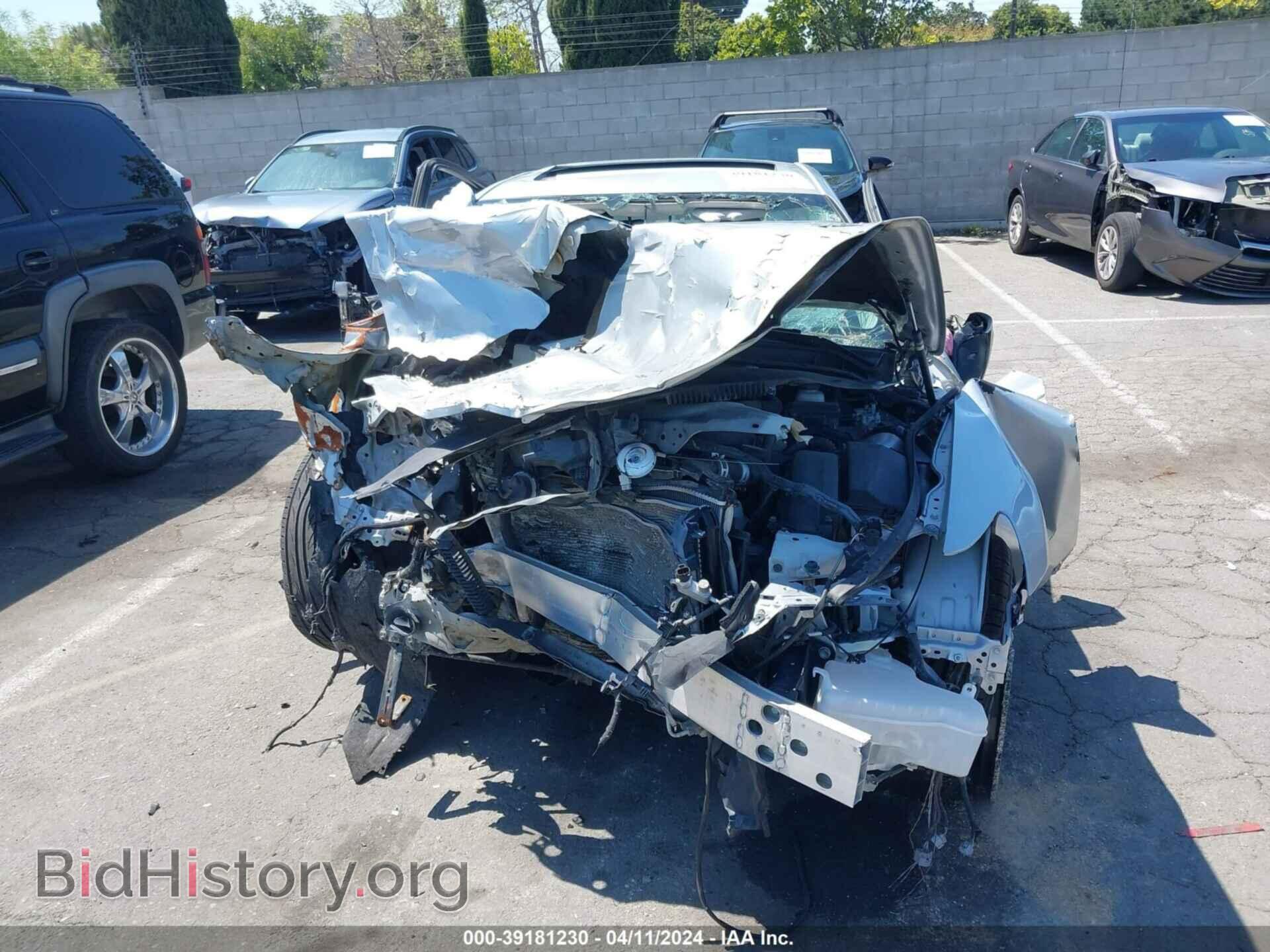 2016 LEXUS IS 200T - VIN: JTHBA1D26G5011295 - Фото 6