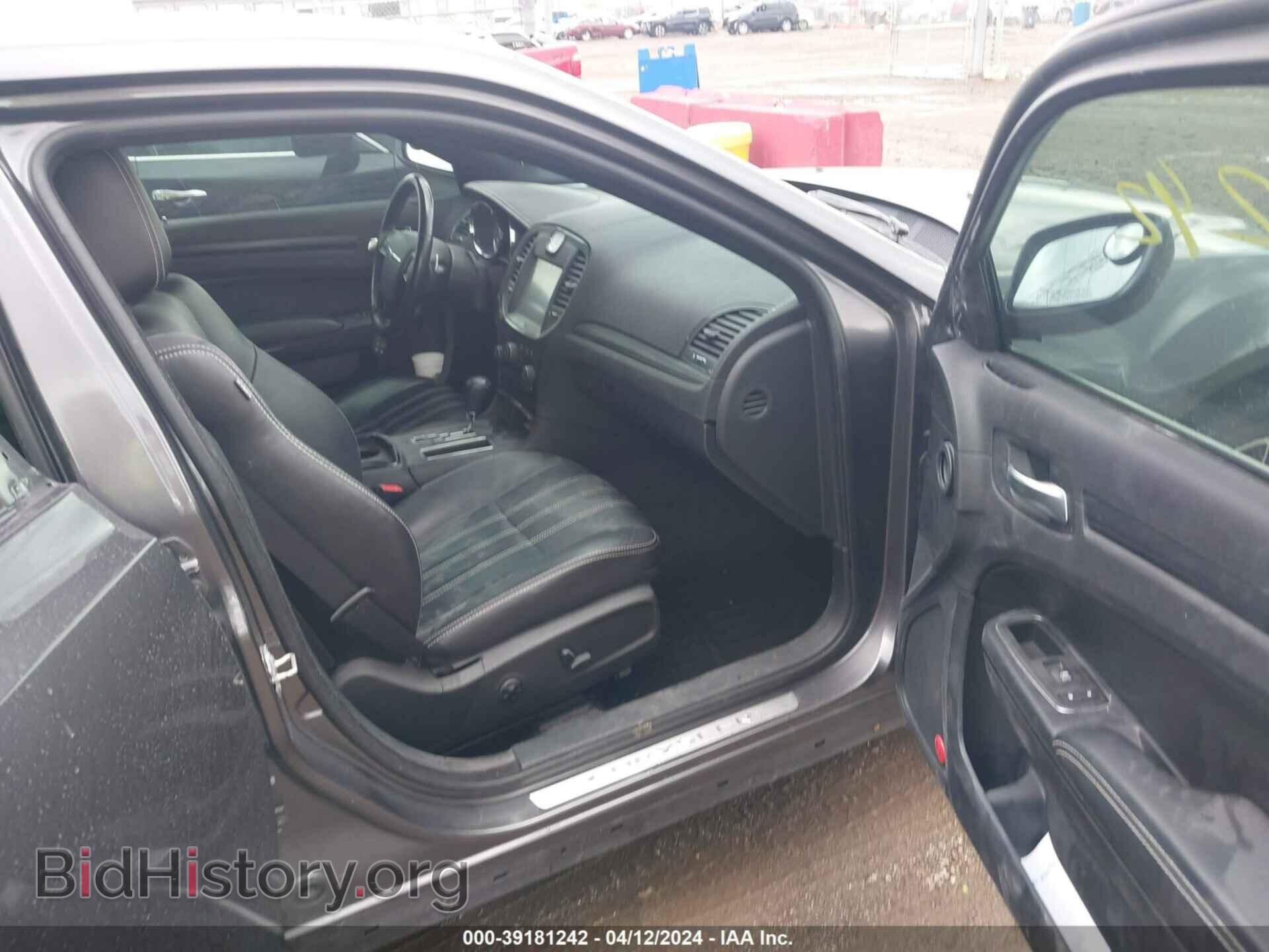 2014 CHRYSLER 300 - VIN: 2C3CCAGT9EH205687 - Фото 5