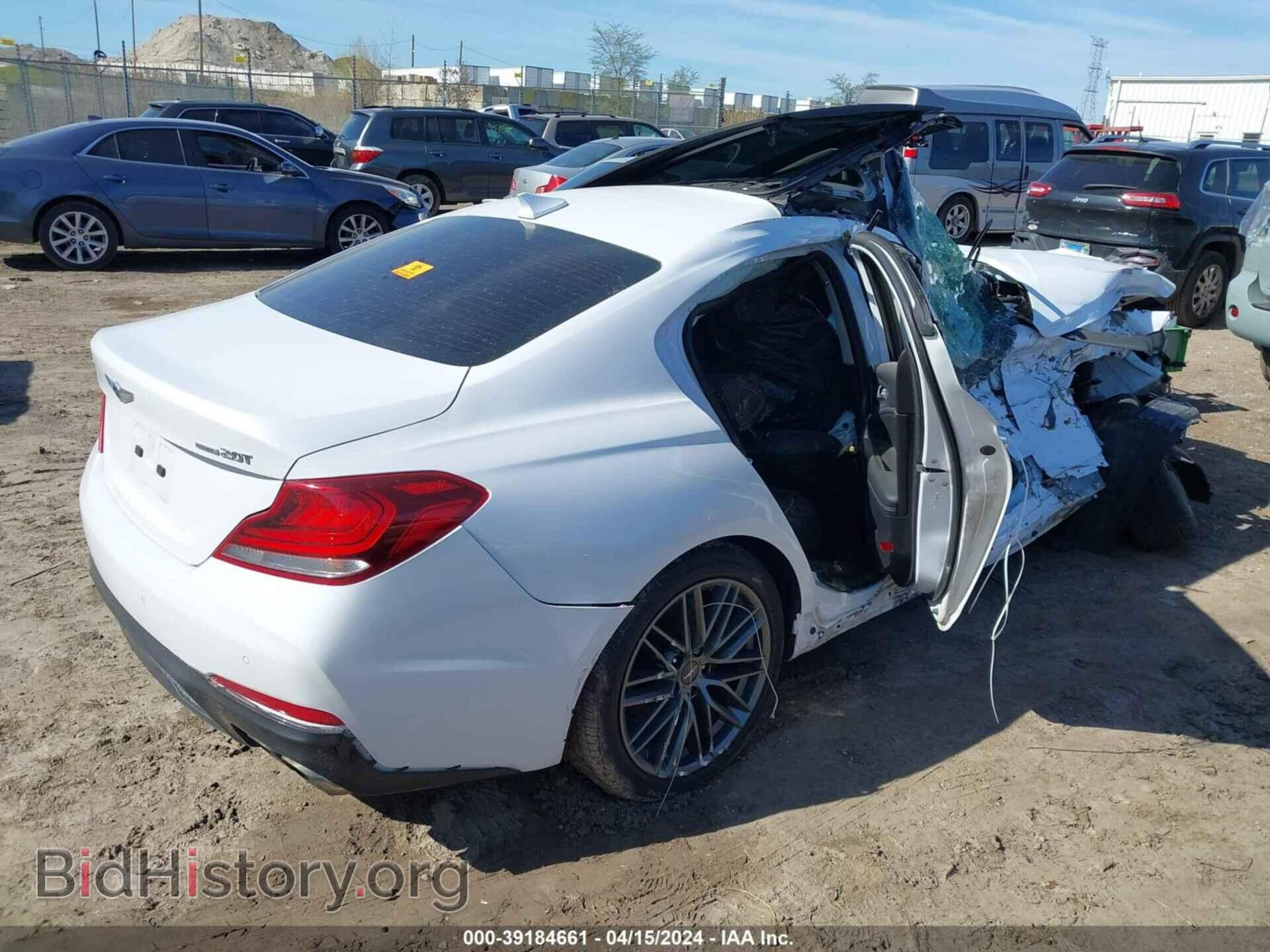 2019 GENESIS G70 - VIN: KMTG34LA2KU043768 - Фото 4