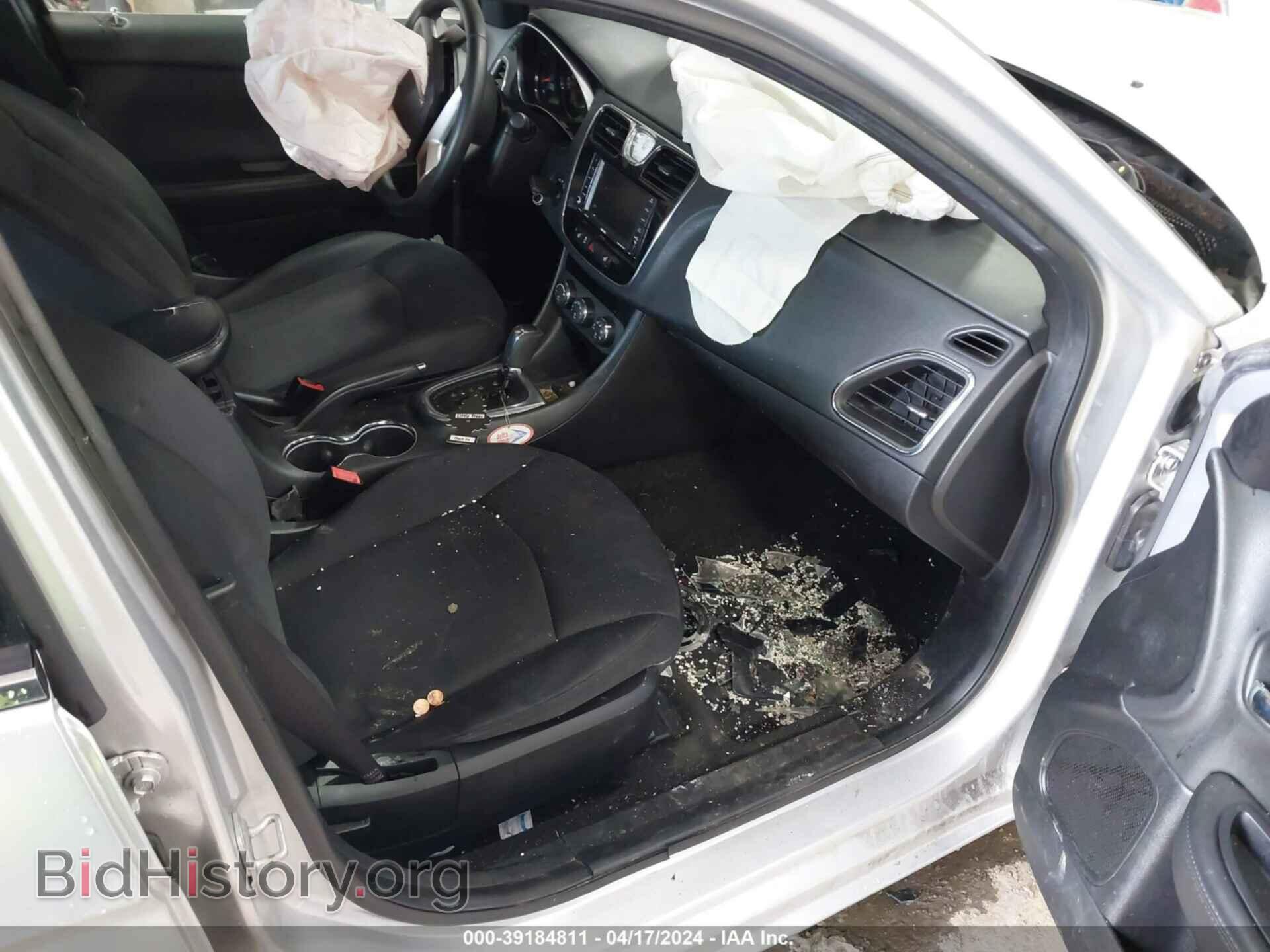 2012 CHRYSLER 200 - VIN: 1C3CCBBG9CN306068 - Photo 5