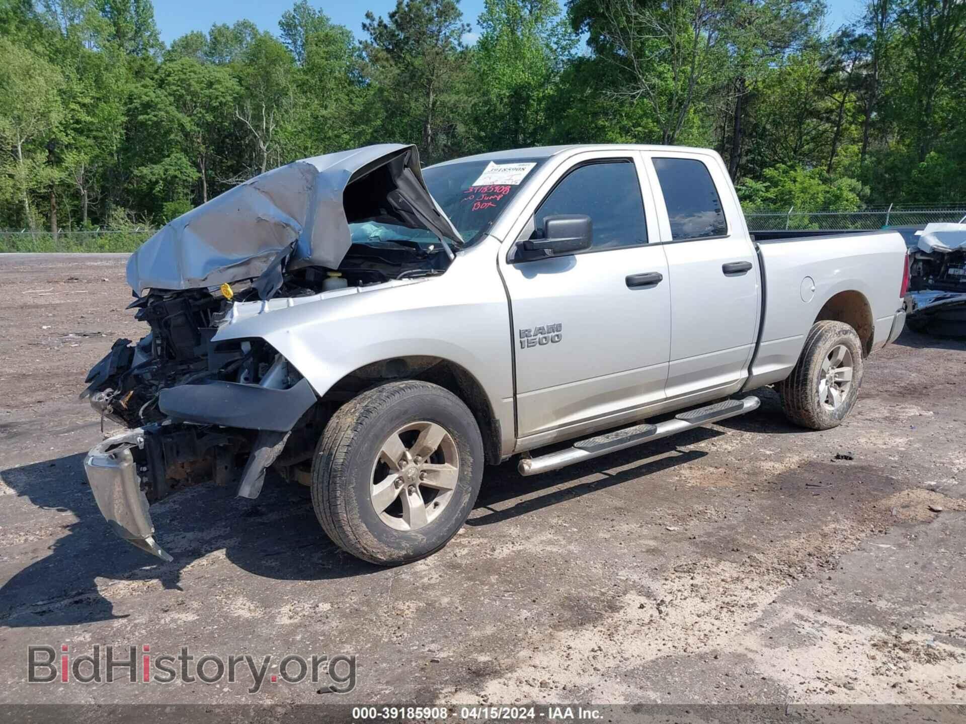 2018 RAM 1500 - VIN: 1C6RR6FG3JS166191 - Фото 2