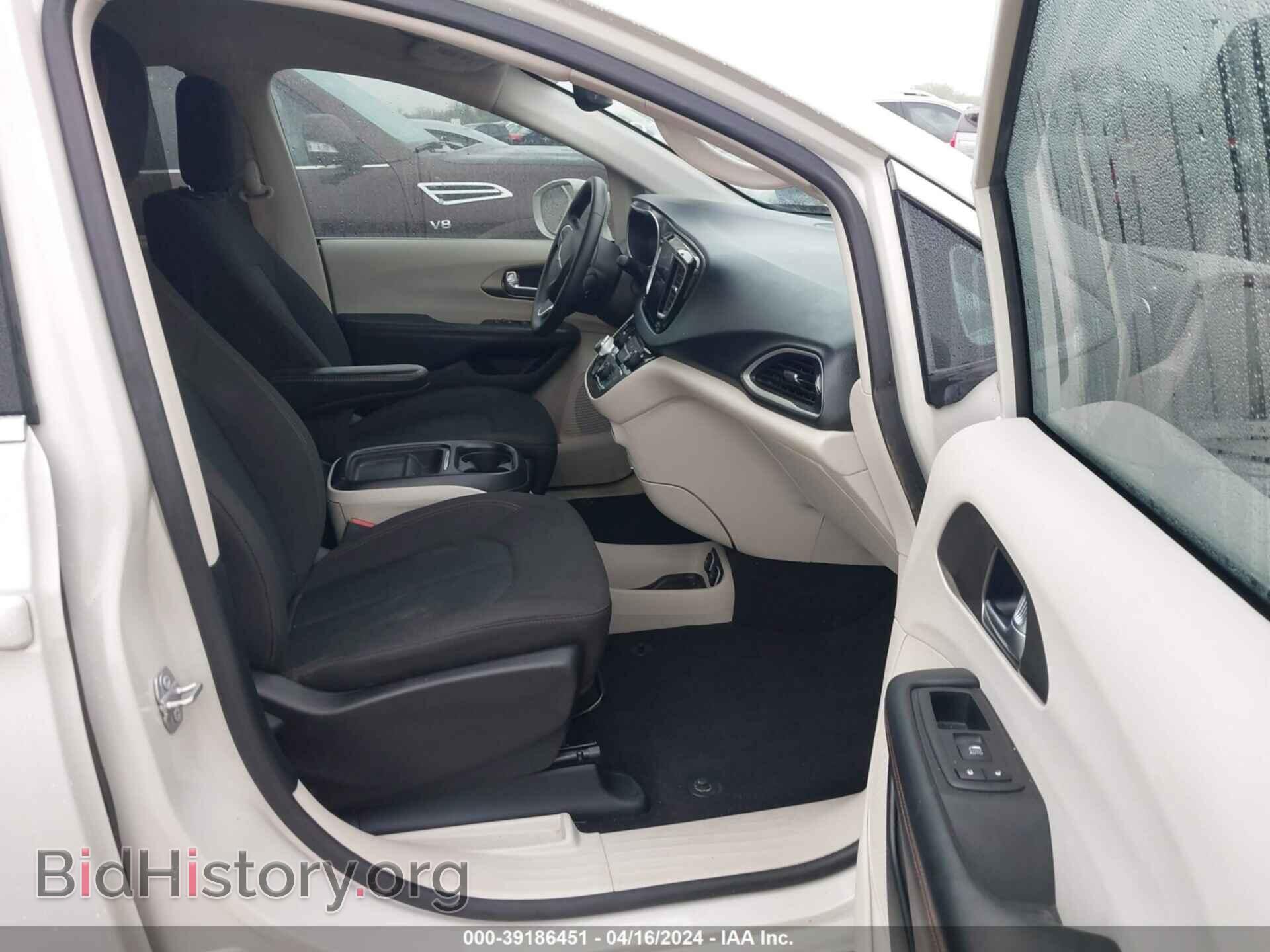 2020 CHRYSLER PACIFICA - VIN: 2C4RC1FG3LR216086 - Photo 5