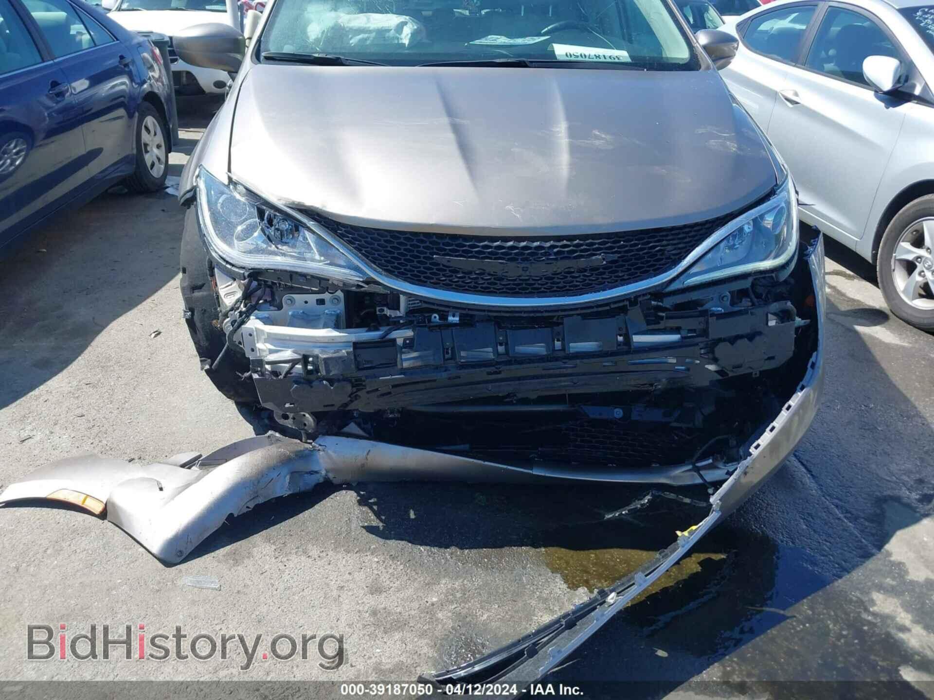 2017 CHRYSLER PACIFICA - VIN: 2C4RC1EG3HR850667 - Фото 6
