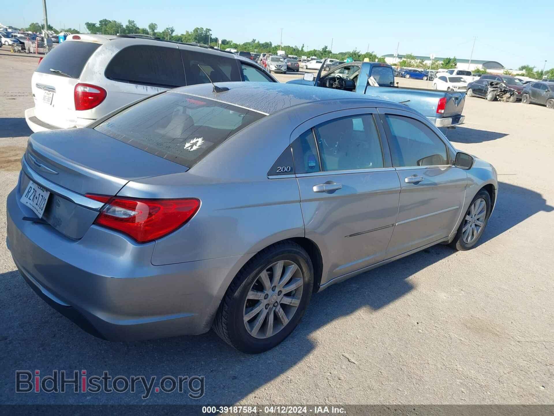 2013 CHRYSLER 200 - VIN: 1C3CCBBG6DN678758 - Фото 4