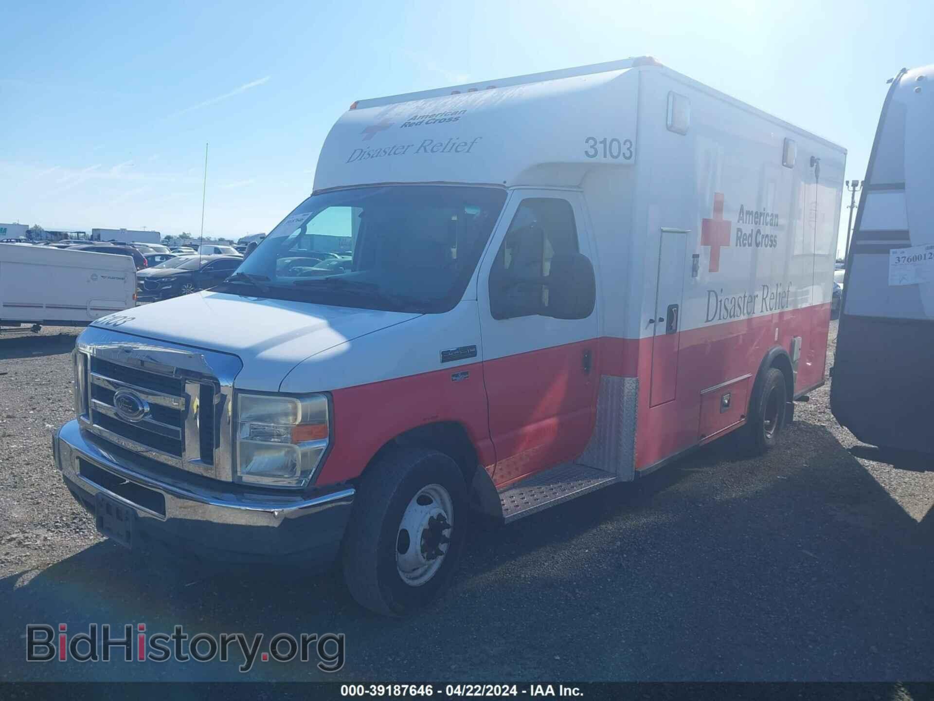 2008 FORD E-450 CUTAWAY - VIN: 1FDXE45P58DA92395 - Фото 2