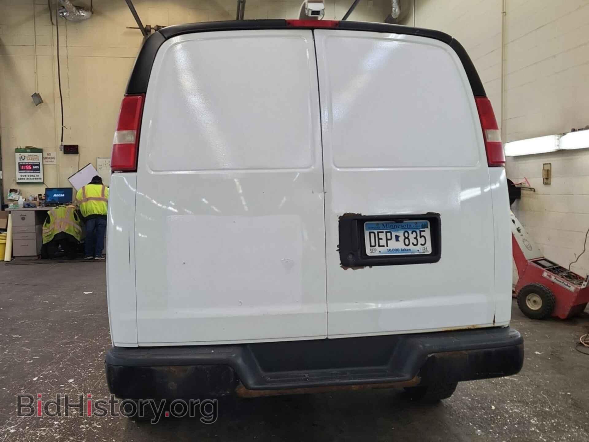 2012 GMC SAVANA - VIN: 1GTW7FCA0C1191172 - Фото 18