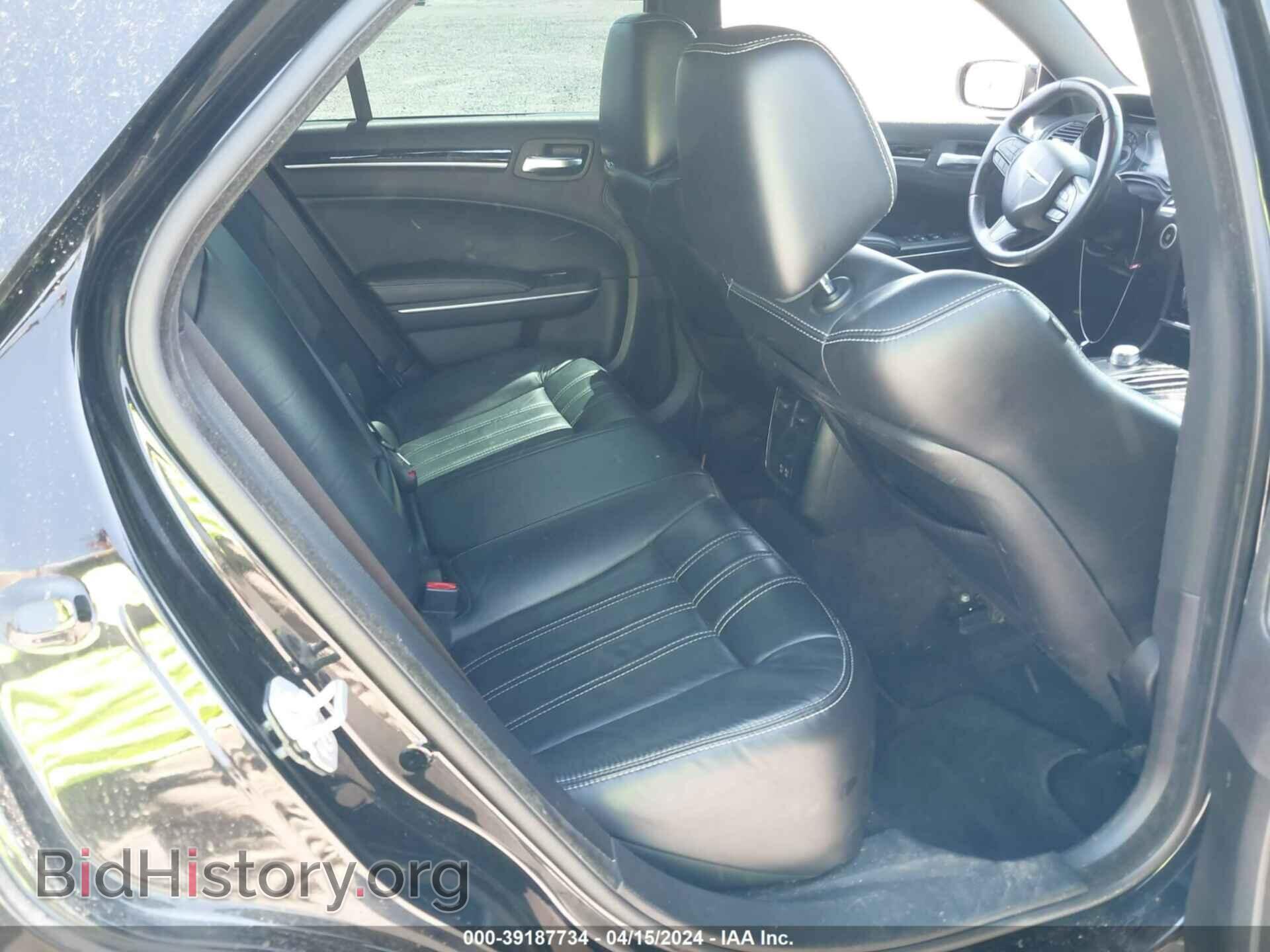 2017 CHRYSLER 300 - VIN: 2C3CCAGG8HH566819 - Фото 8