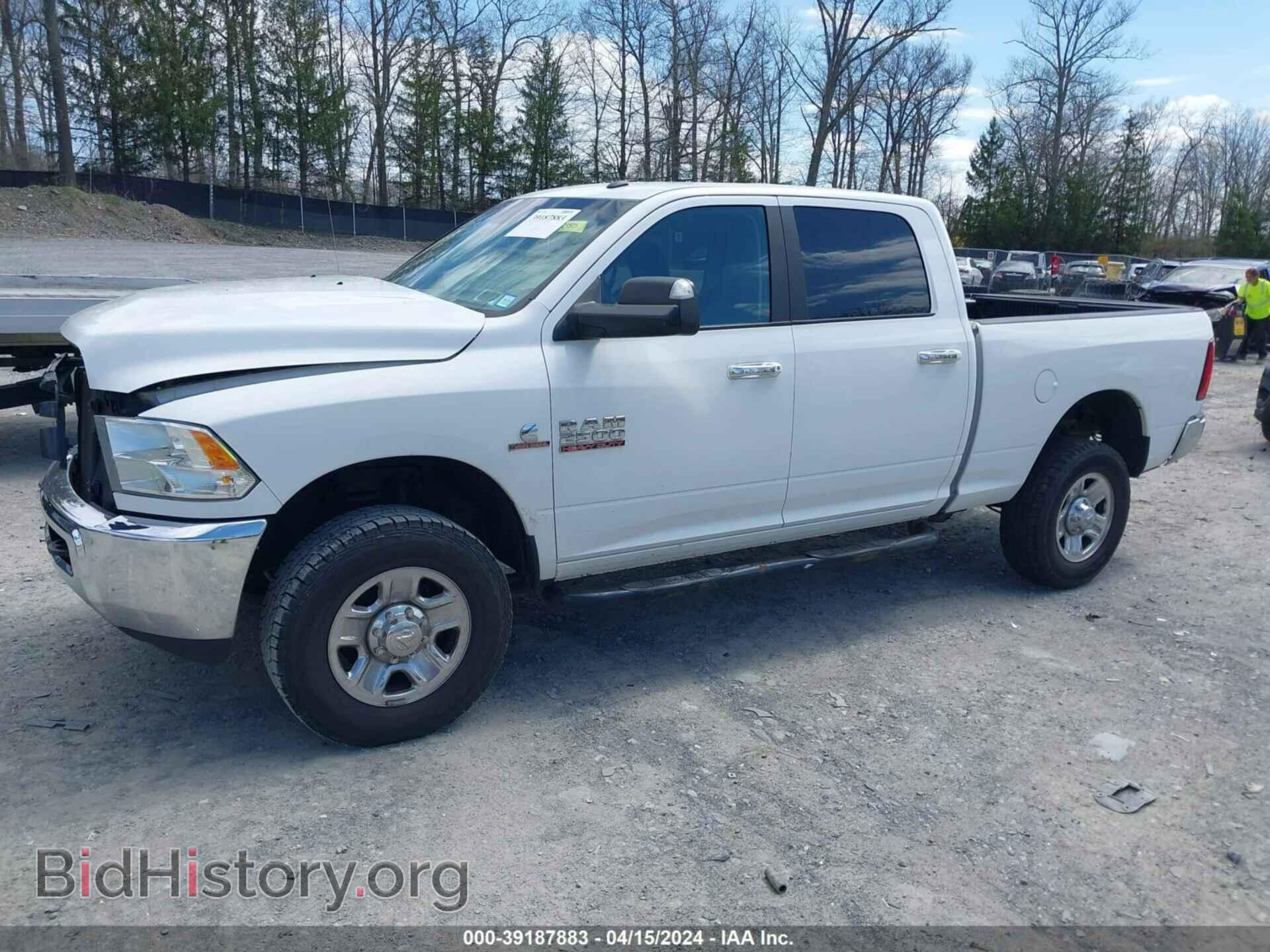 2017 RAM 2500 - VIN: 3C6UR5DL1HG607287 - Фото 2