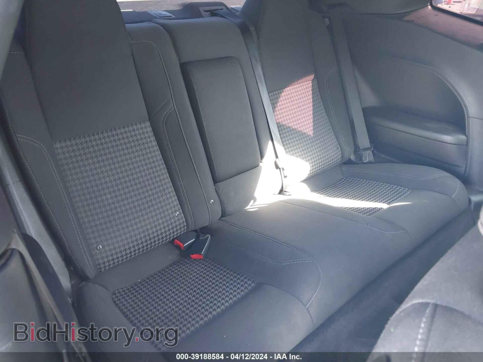 2016 DODGE CHALLENGER - VIN: 2C3CDZAG5GH279733 - Фото 8