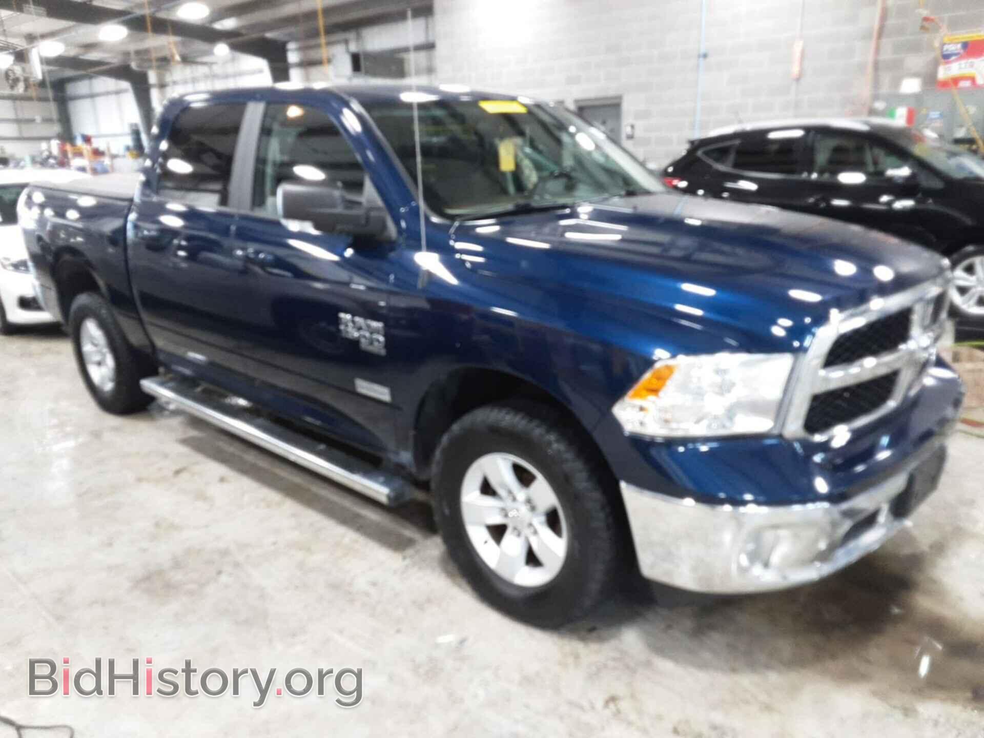 Photo 1C6RR7LG8KS705349 - RAM 1500 CLASSIC 2019