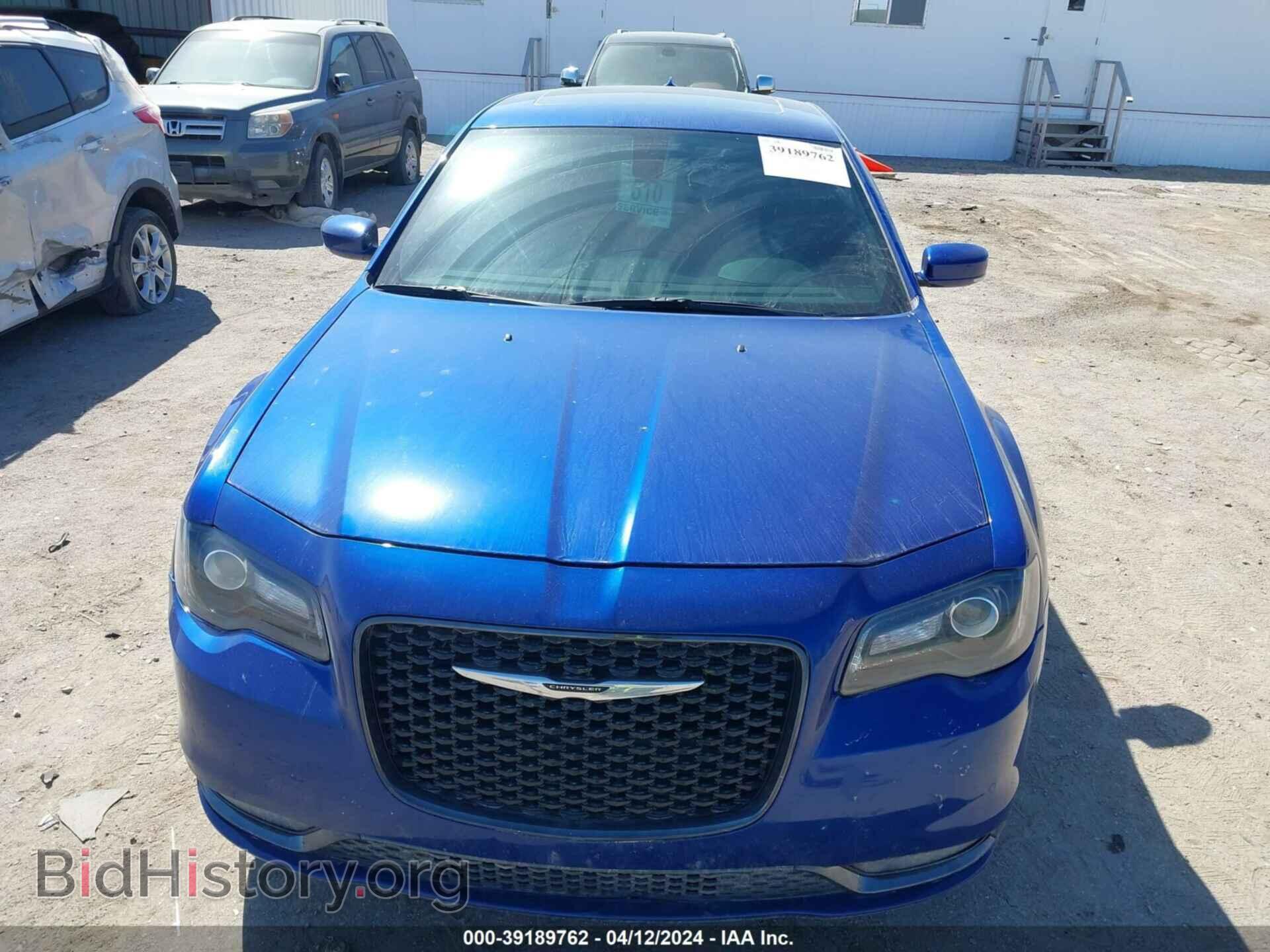 2018 CHRYSLER 300 - VIN: 2C3CCAGG7JH165560 - Фото 12