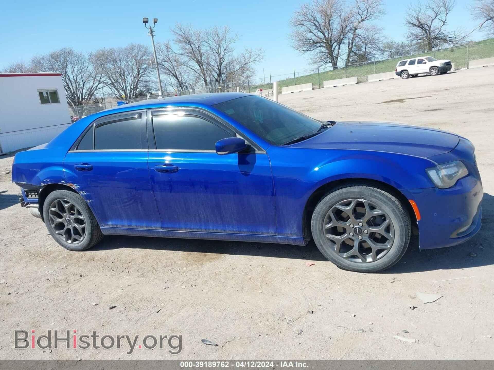 2018 CHRYSLER 300 - VIN: 2C3CCAGG7JH165560 - Фото 13