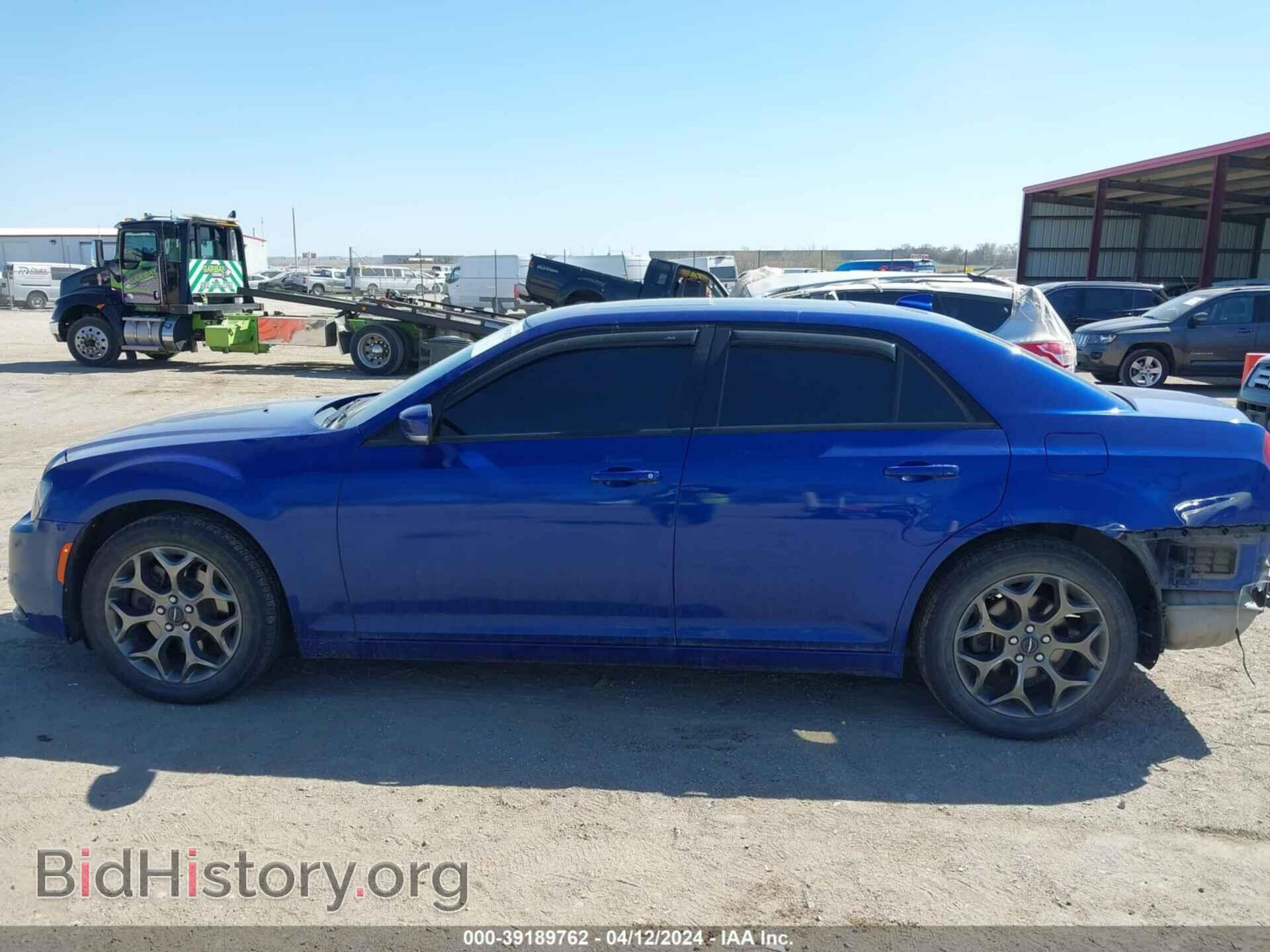 2018 CHRYSLER 300 - VIN: 2C3CCAGG7JH165560 - Фото 14