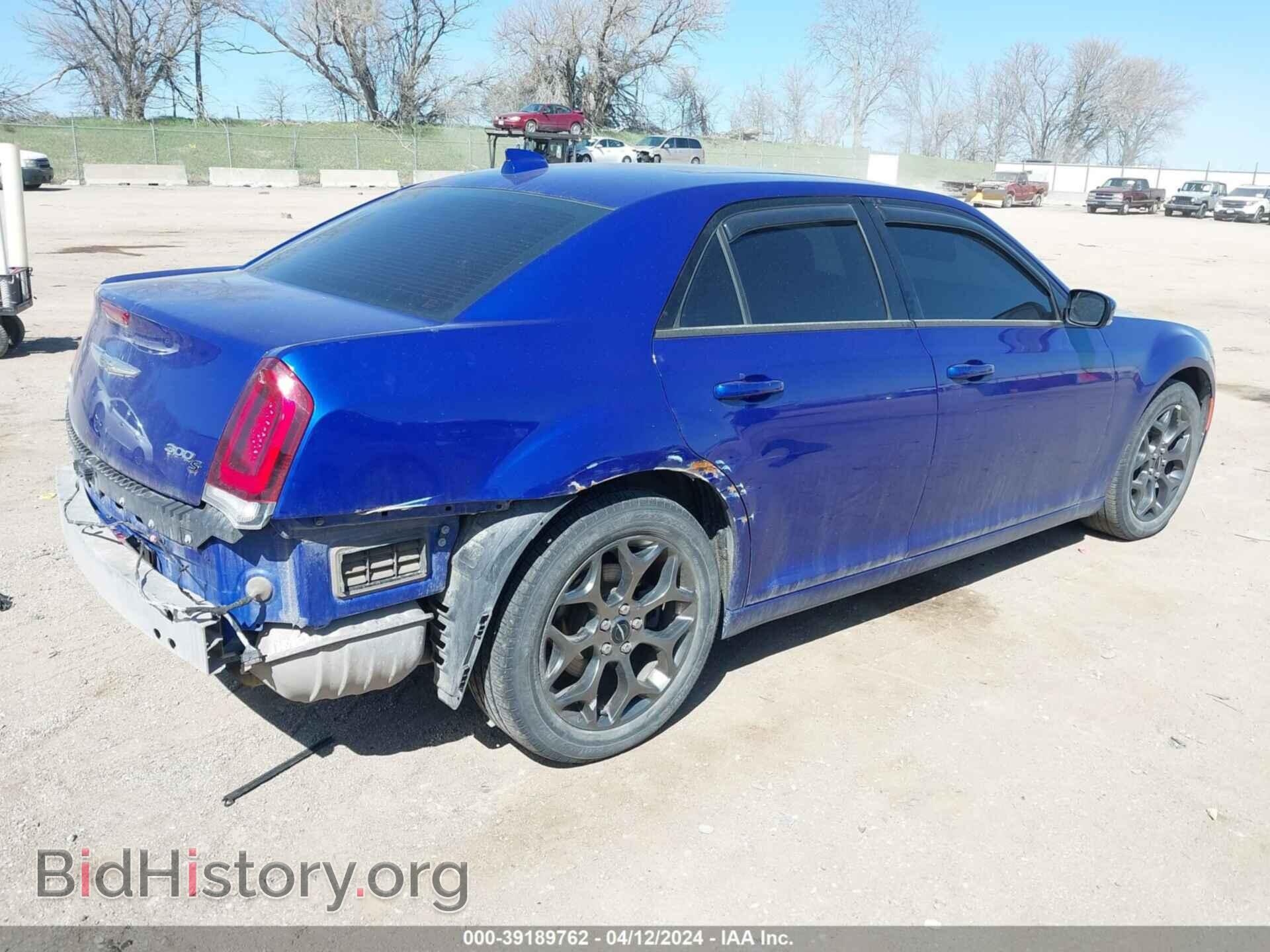 2018 CHRYSLER 300 - VIN: 2C3CCAGG7JH165560 - Фото 4