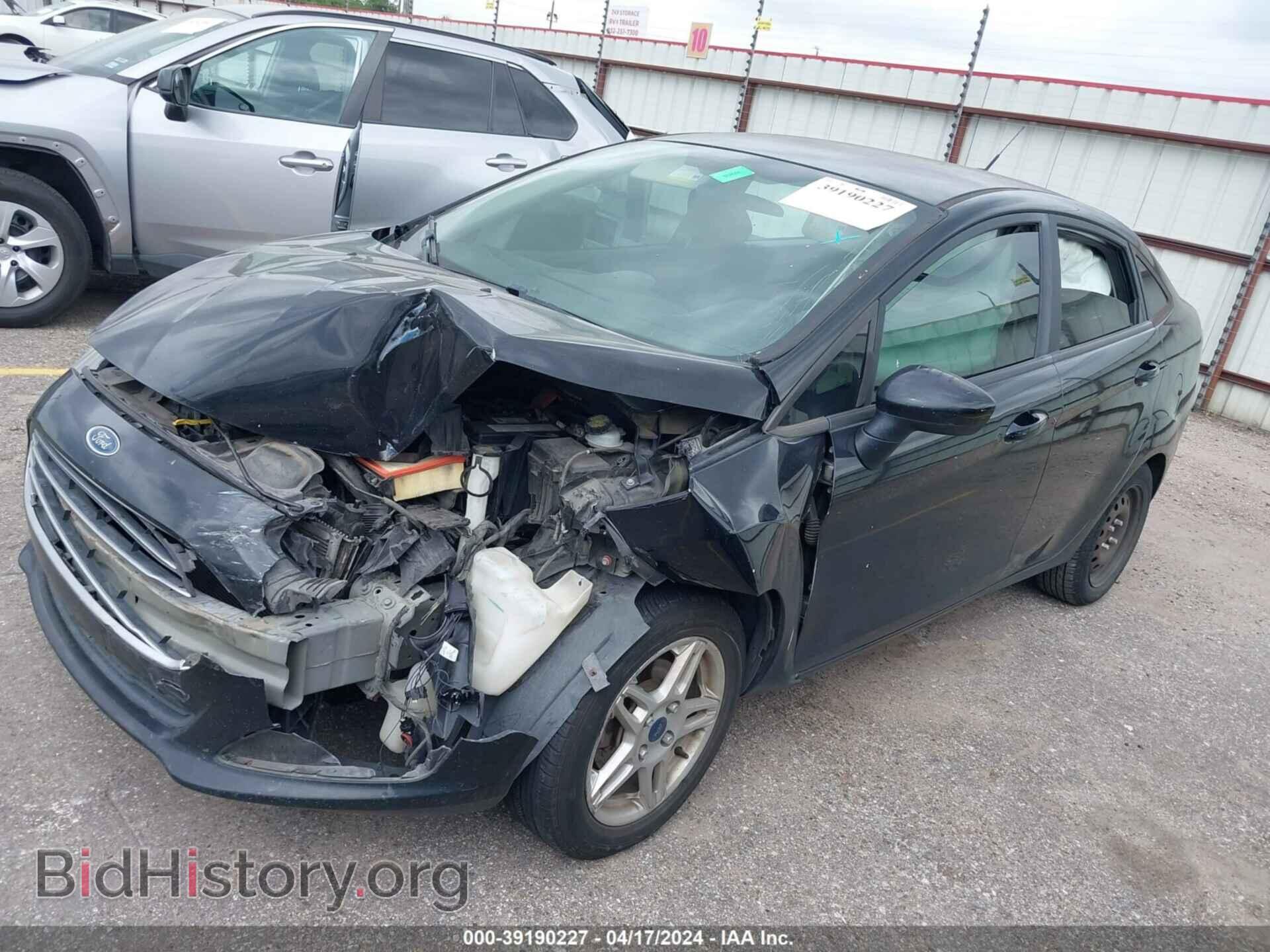 2018 FORD FIESTA - VIN: 3FADP4BJ8JM106484 - Фото 2