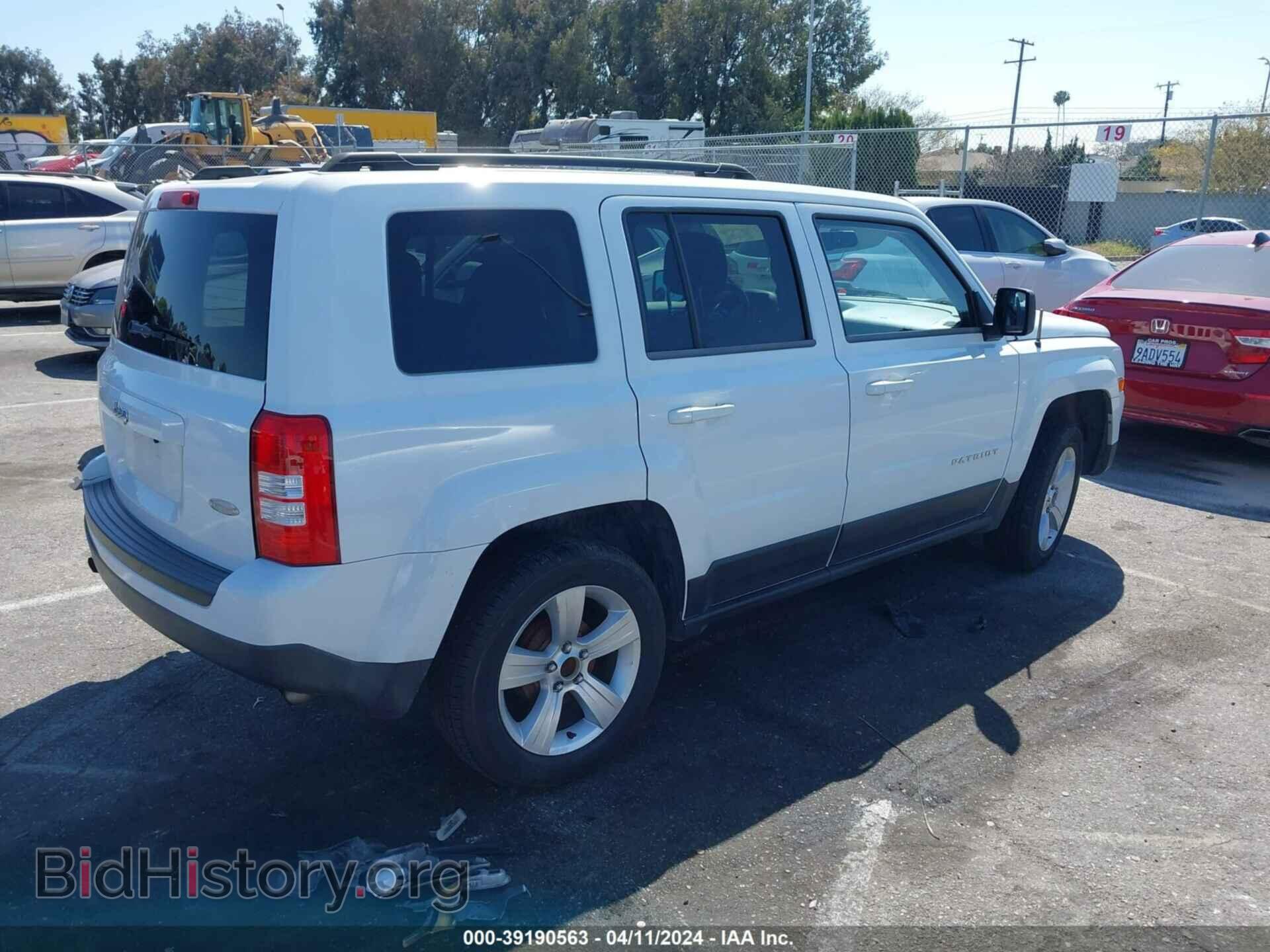 2014 JEEP PATRIOT - VIN: 1C4NJPFA4ED564164 - Фото 4