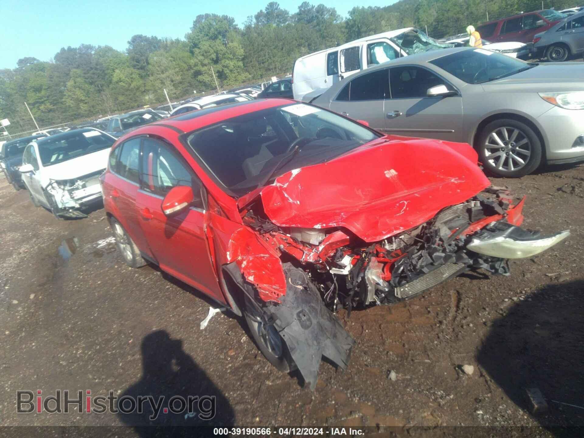 Фотография 1FAHP3M23CL371822 - FORD FOCUS 2012