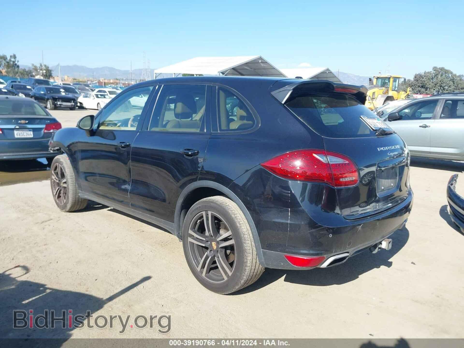 2012 PORSCHE CAYENNE - VIN: WP1AA2A23CLA11900 - Фото 3