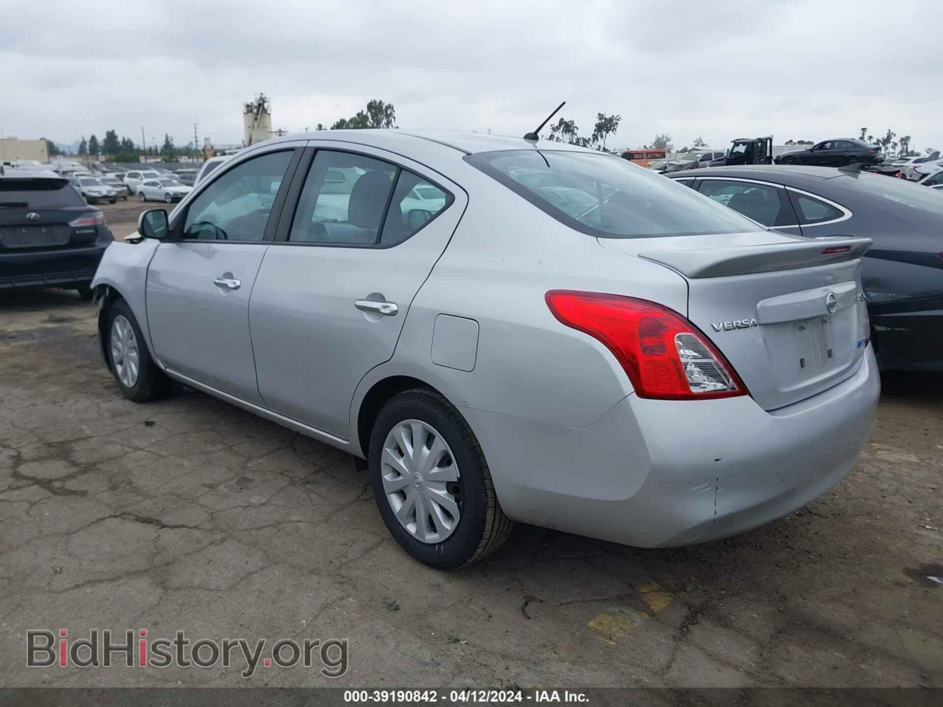 2013 NISSAN VERSA - VIN: 3N1CN7AP2DL847925 - Фото 3