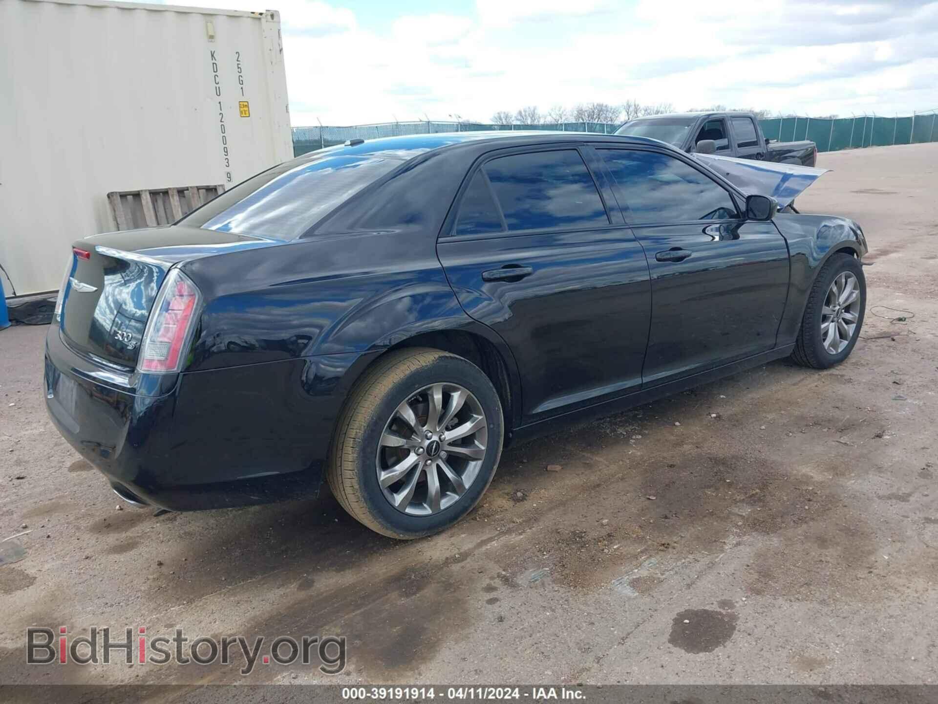 2014 CHRYSLER 300 - VIN: 2C3CCAGGXEH383756 - Фото 4