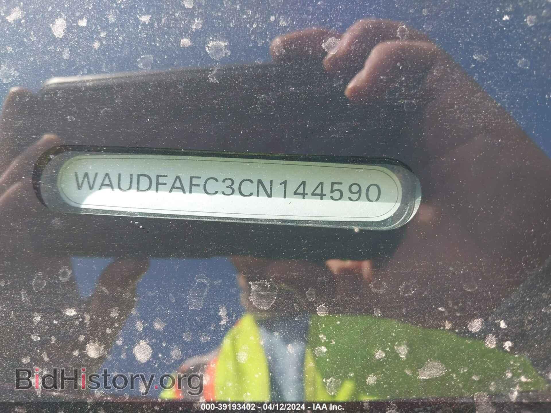 2012 AUDI A6 - VIN: WAUDFAFC3CN144590 - Фото 9