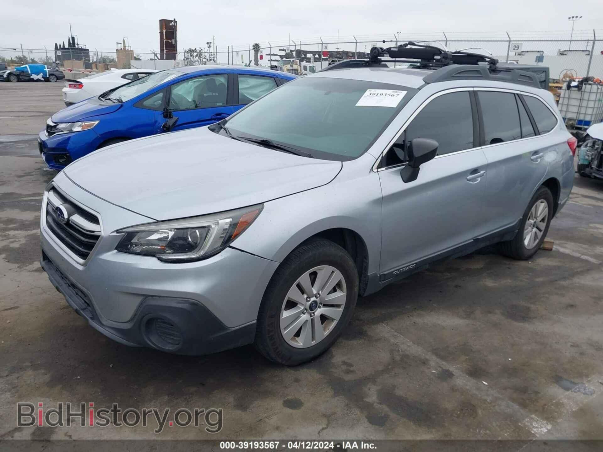 2018 SUBARU OUTBACK - VIN: 4S4BSAAC1J3394864 - Фото 2