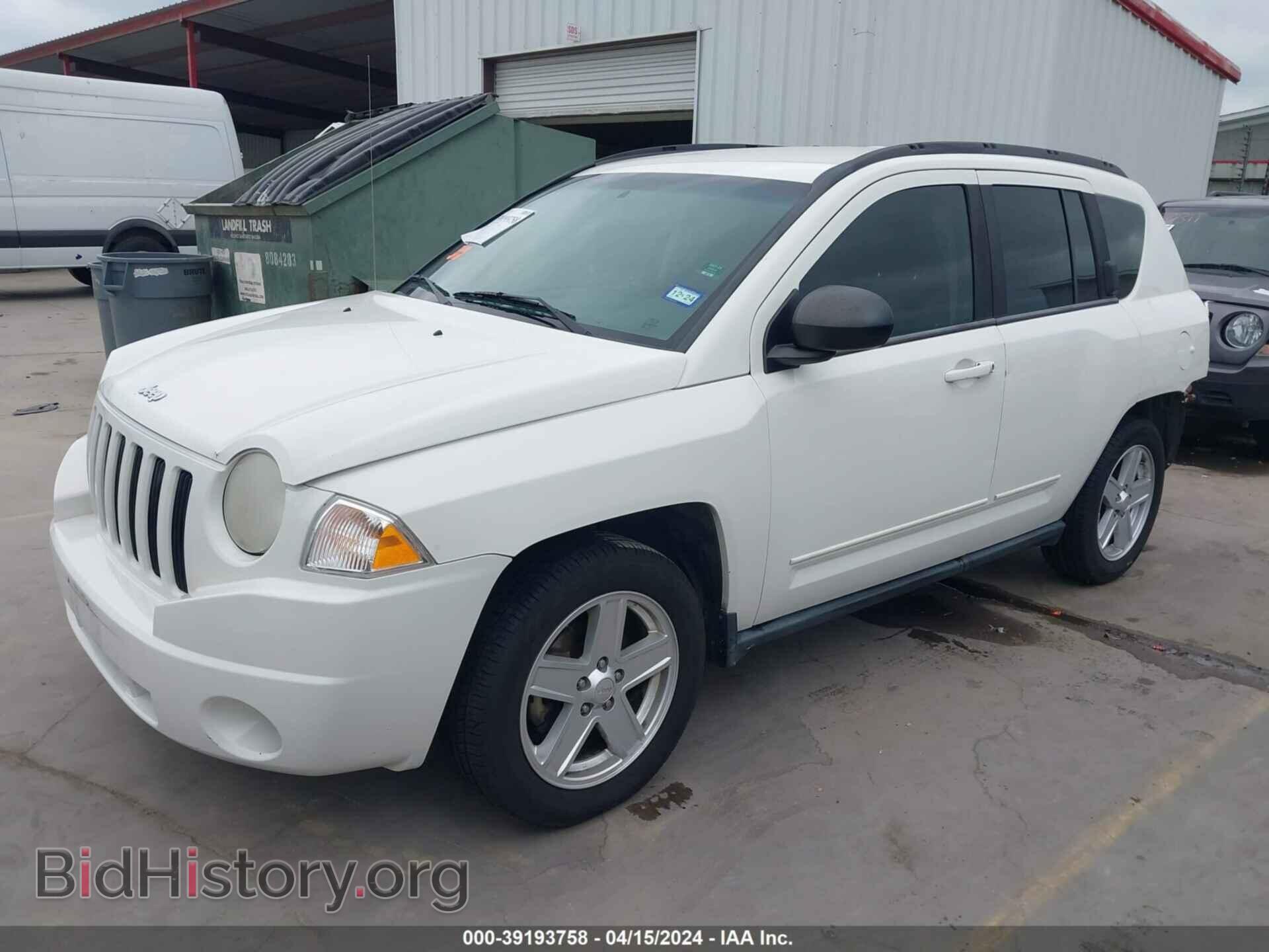 2010 JEEP COMPASS - VIN: 1J4NT4FB7AD549406 - Фото 2