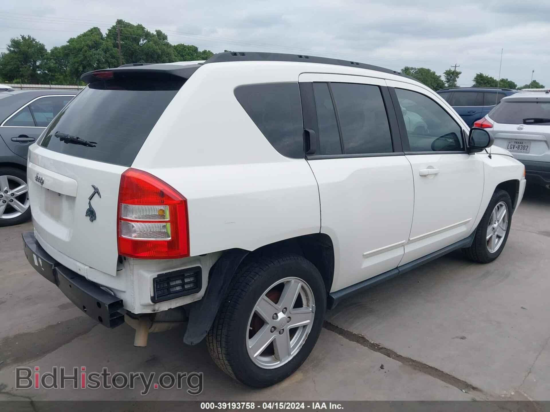 2010 JEEP COMPASS - VIN: 1J4NT4FB7AD549406 - Фото 4