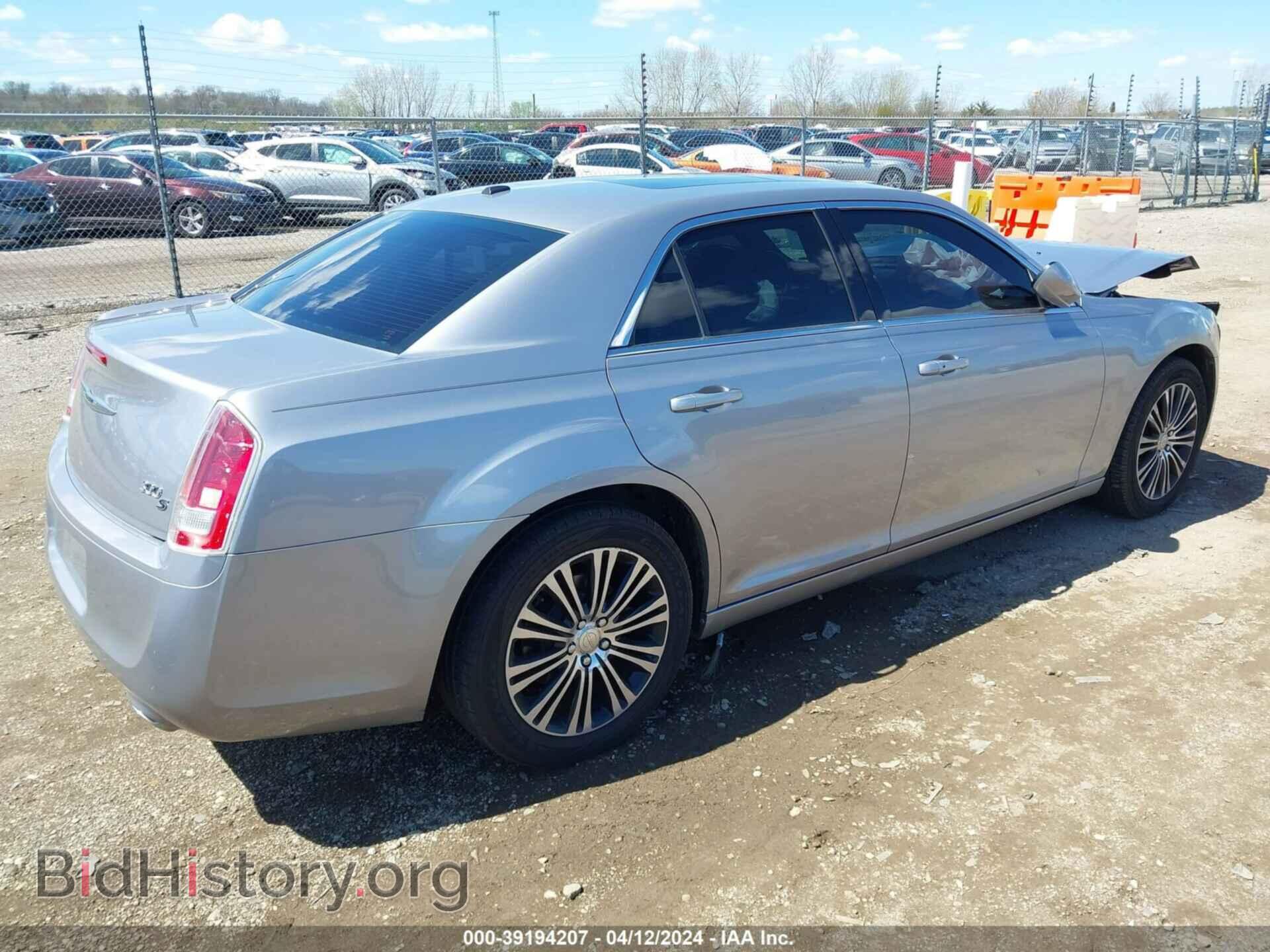 2014 CHRYSLER 300 - VIN: 2C3CCAGG0EH157872 - Фото 4
