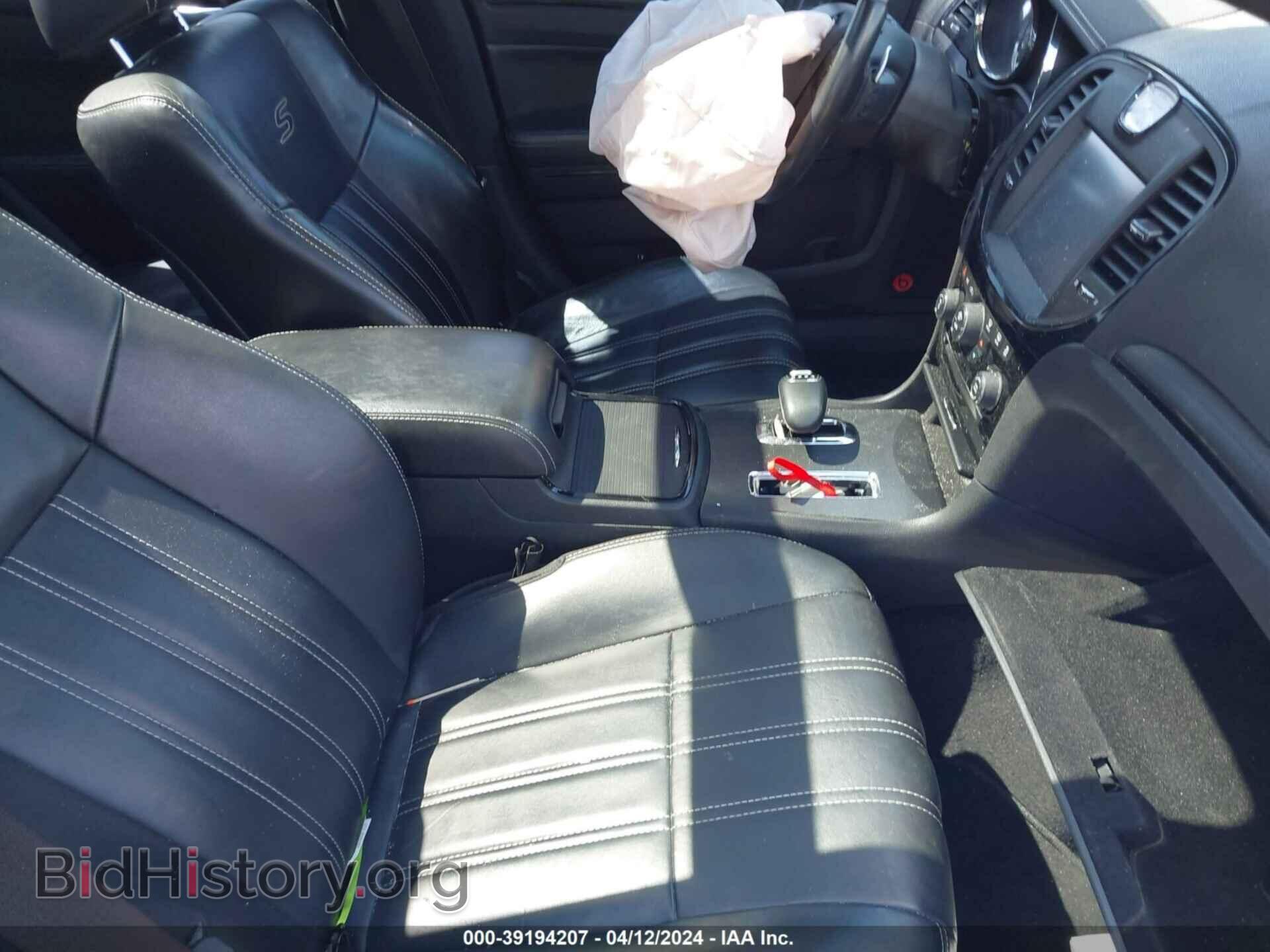 2014 CHRYSLER 300 - VIN: 2C3CCAGG0EH157872 - Фото 5