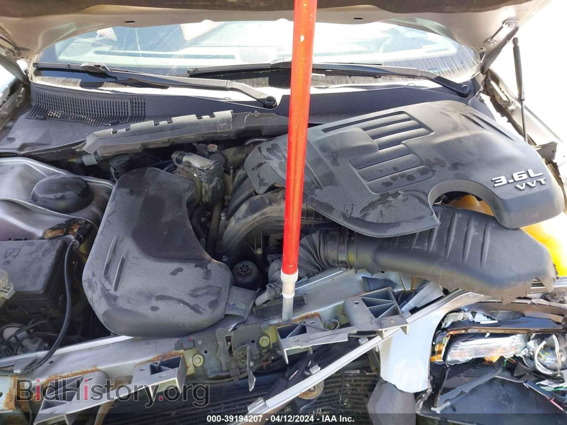 2014 CHRYSLER 300 - VIN: 2C3CCAGG0EH157872 - Фото 10