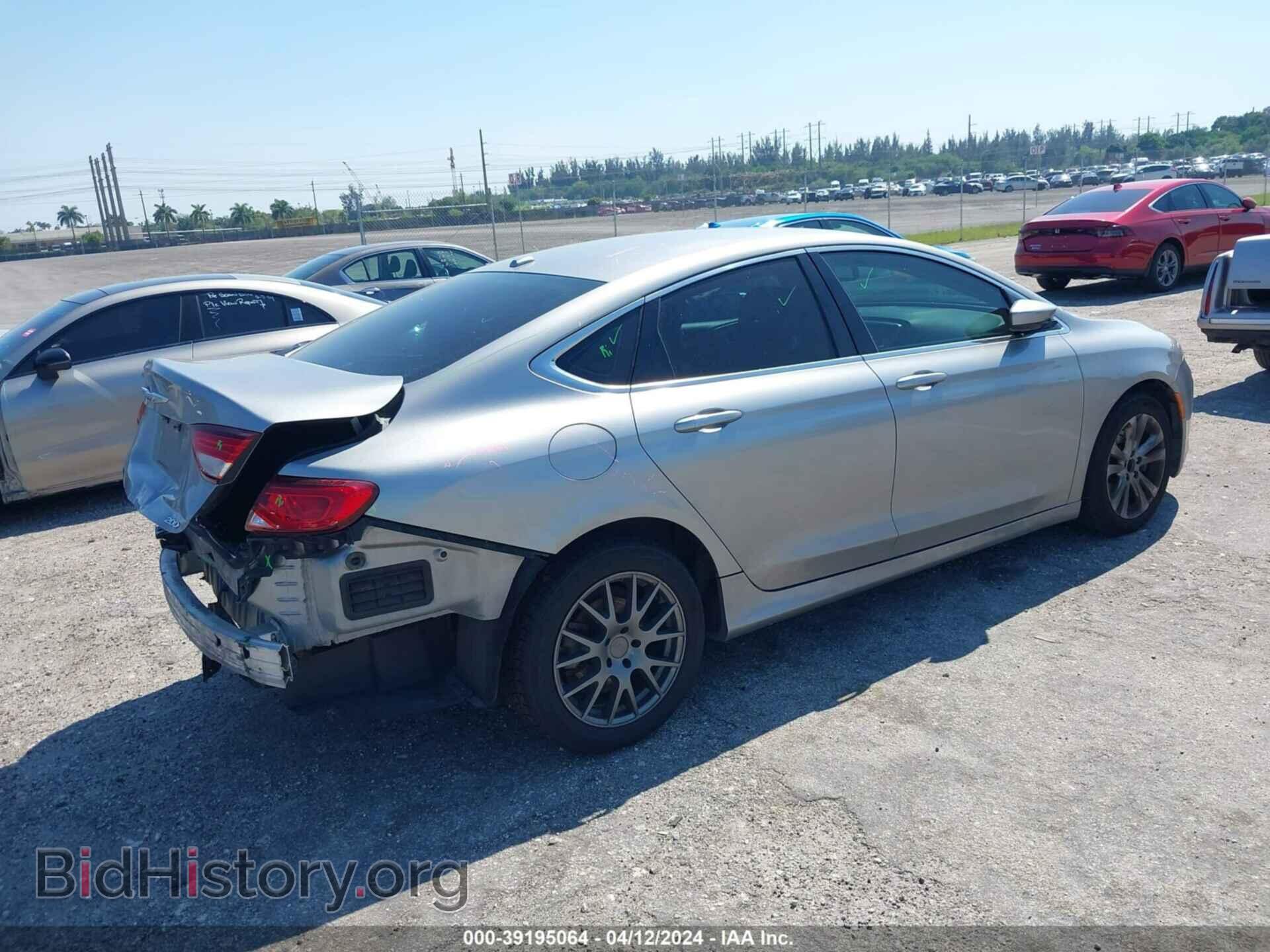 2015 CHRYSLER 200 - VIN: 1C3CCCAB9FN695360 - Фото 4