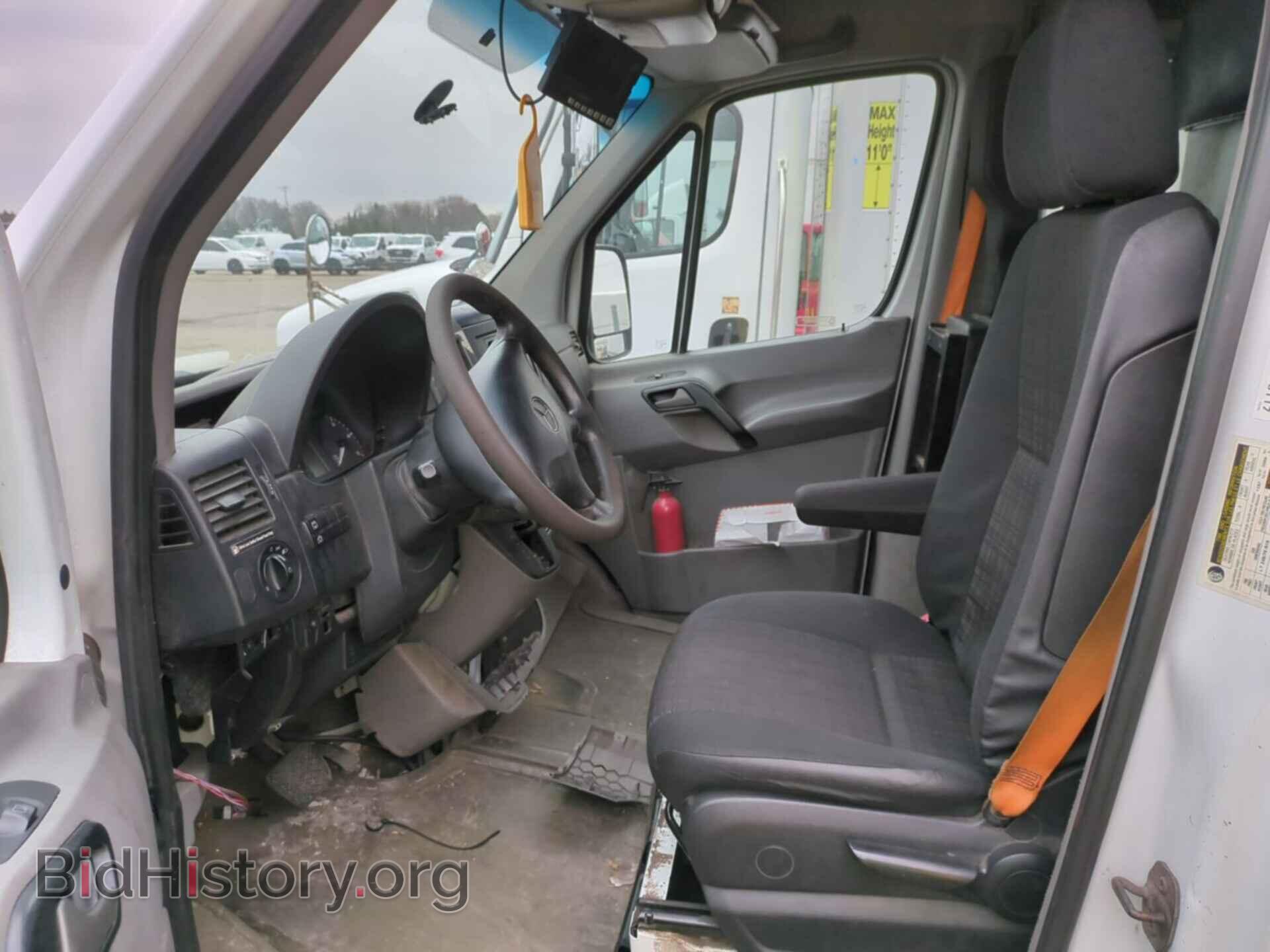 2014 MERCEDES-BENZ SPRINTER - VIN: WD3PE8DE0E5829966 - Фото 2
