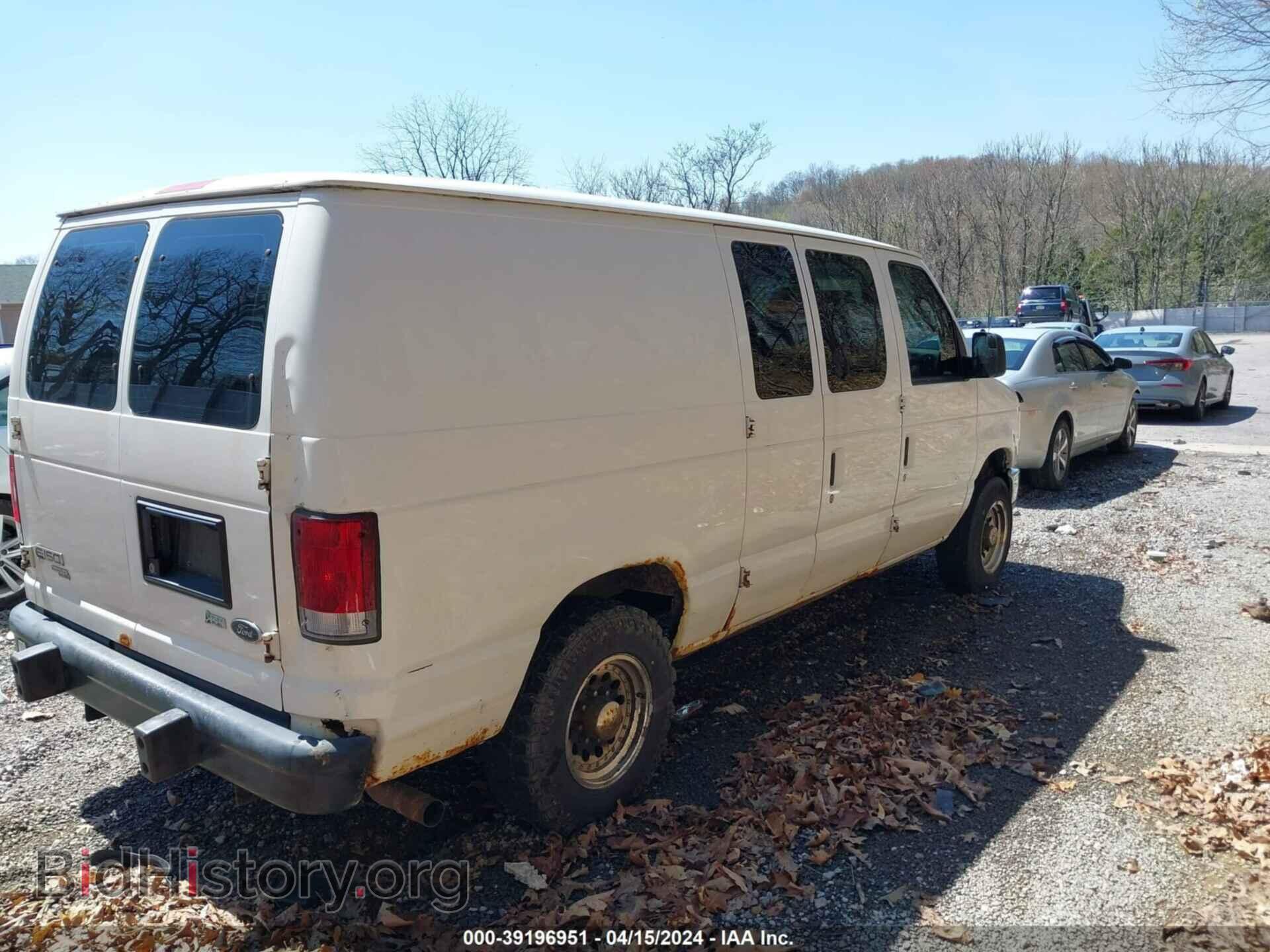 2011 FORD E-150 - VIN: 1FTNE1EL5BDA35578 - Фото 4