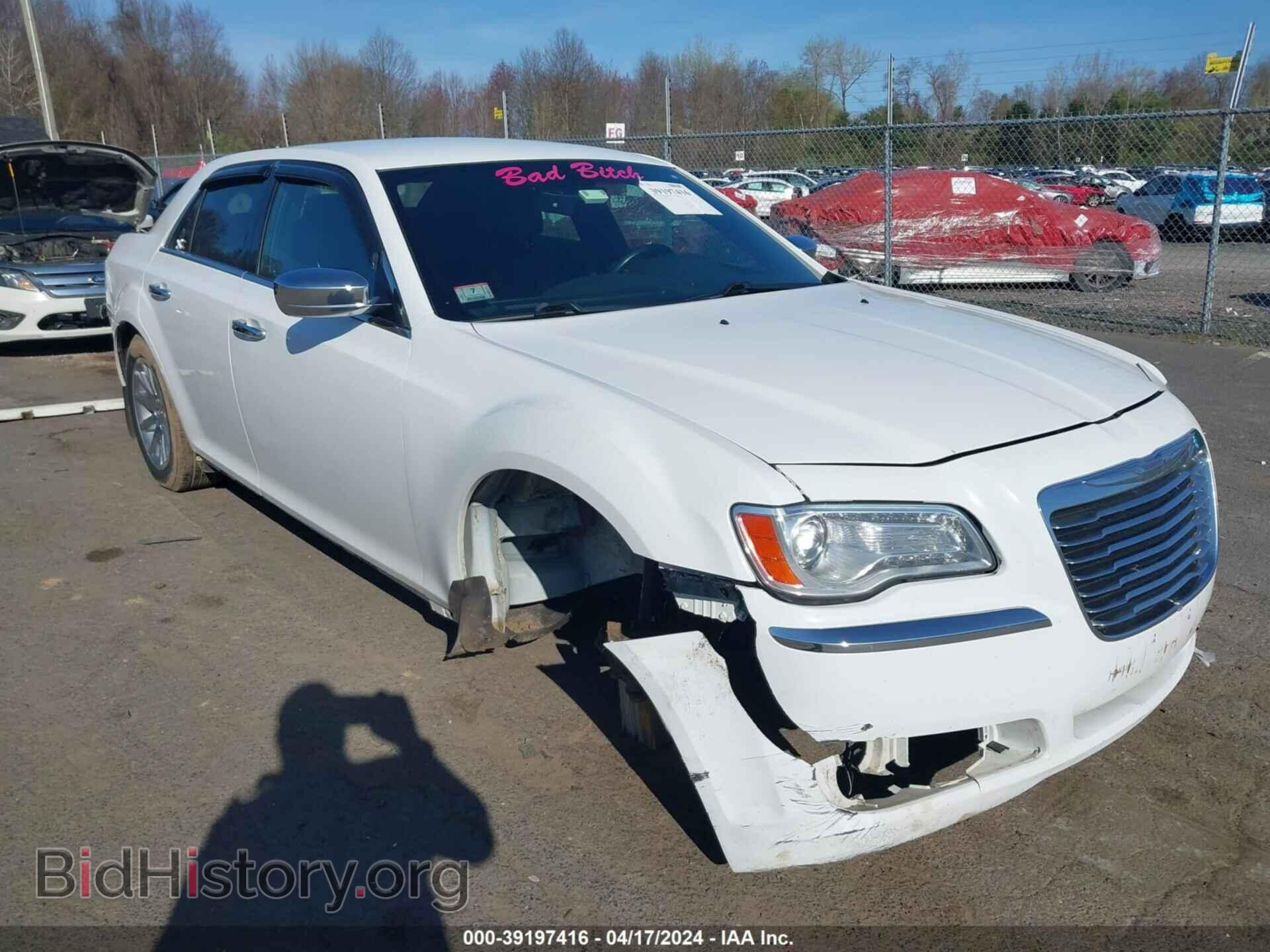 Фотография 2C3CCACG9CH310820 - CHRYSLER 300 2012