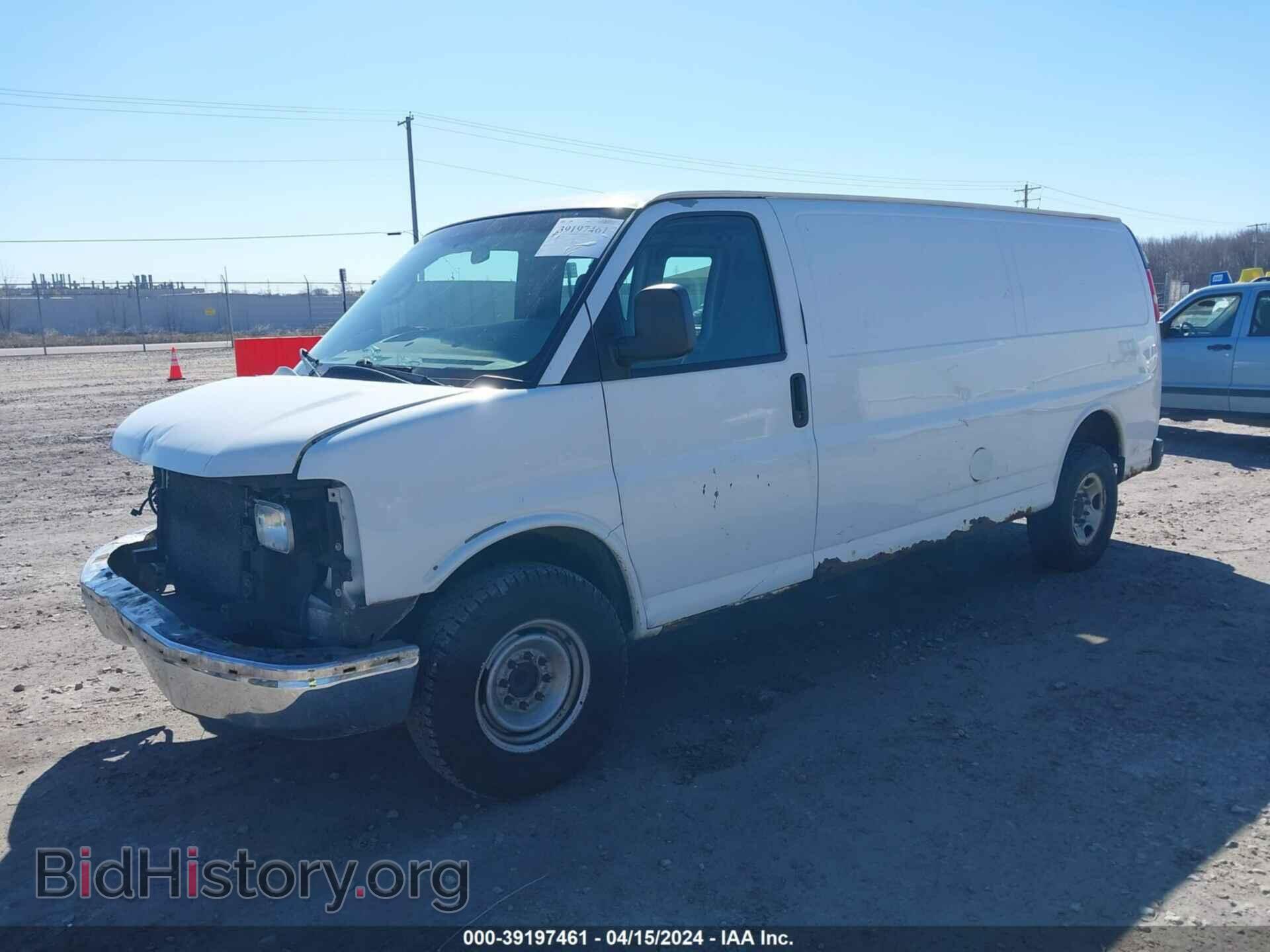 2008 CHEVROLET EXPRESS - VIN: 1GCHG39K281135717 - Фото 2
