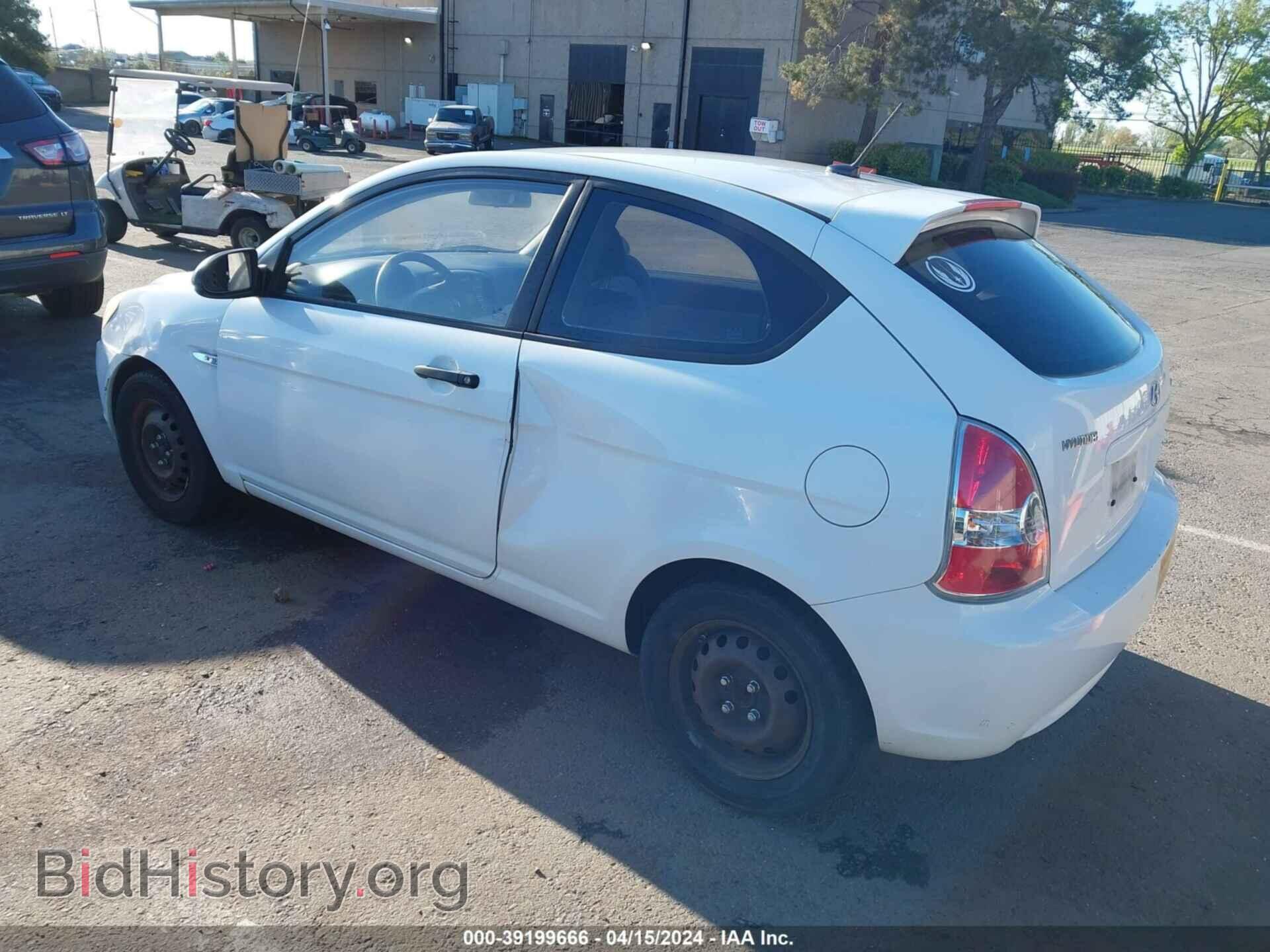 2008 HYUNDAI ACCENT - VIN: KMHCM36C18U104632 - Фото 3