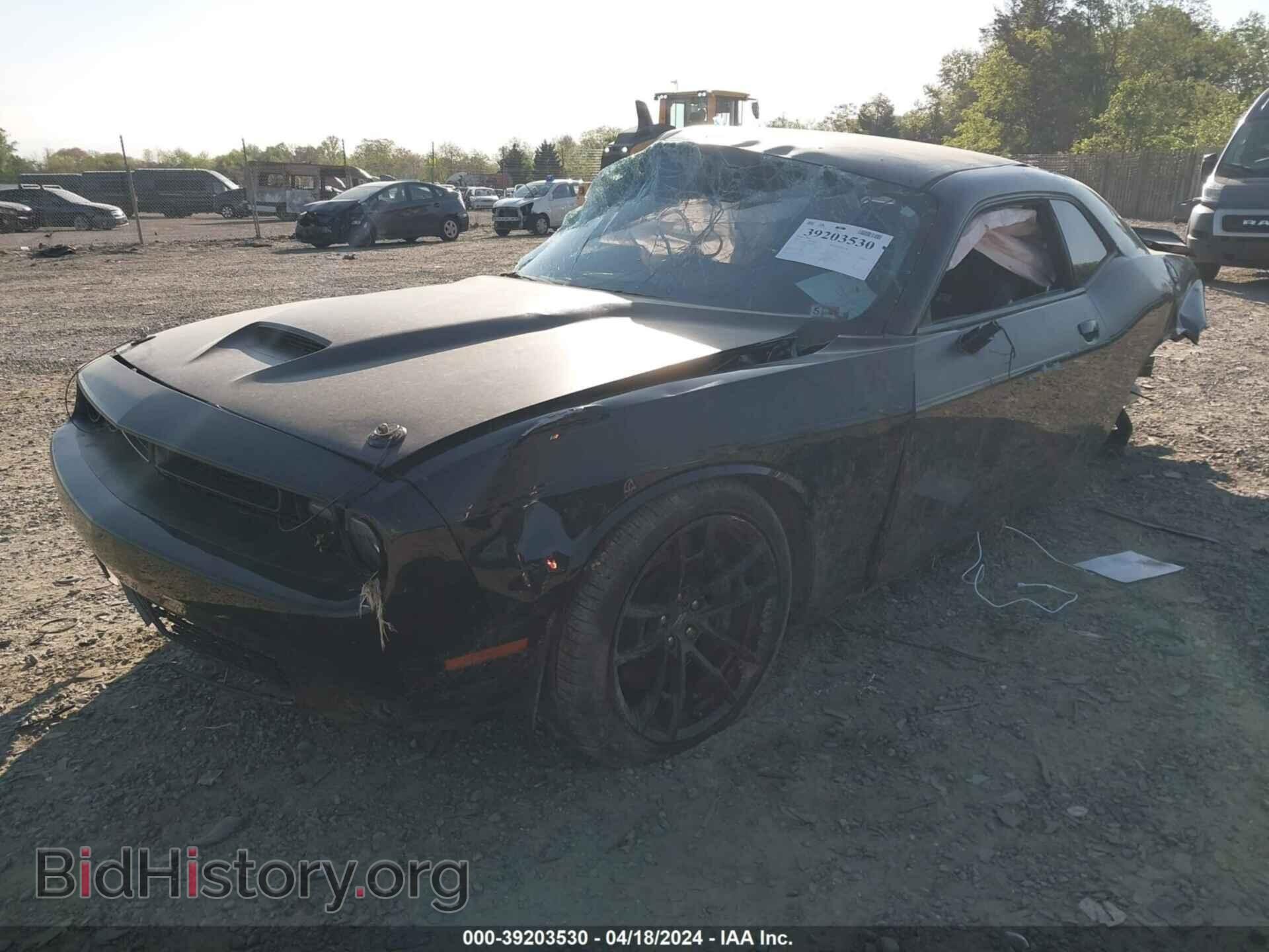 2017 DODGE CHALLENGER - VIN: 2C3CDZFJ5HH618156 - Photo 2