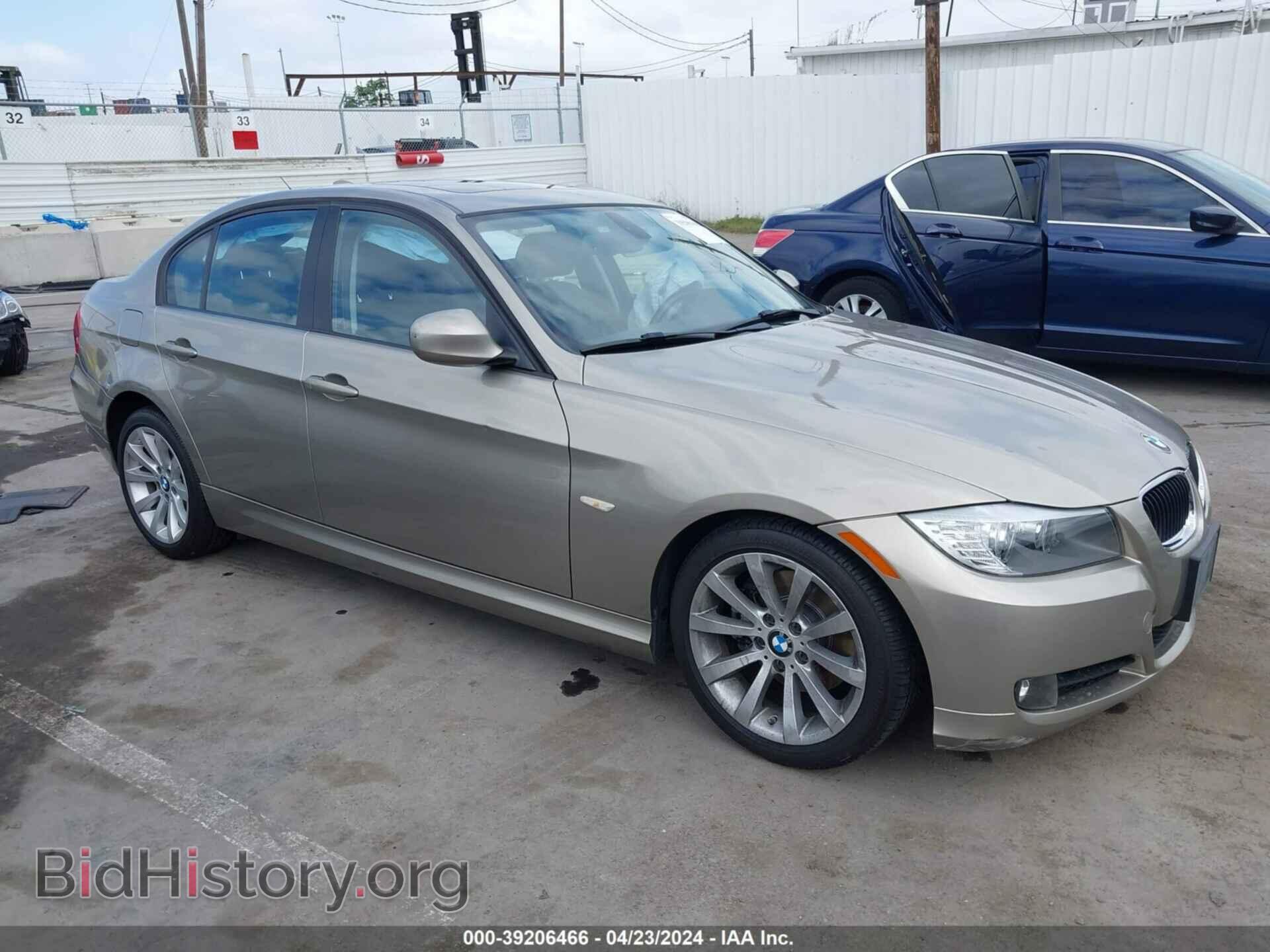 Фотография WBAPH5C59BF093187 - BMW 328I 2011
